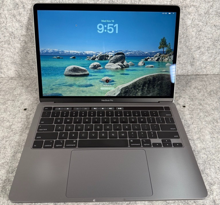 Apple MacBook Pro 13″ 2020 4 Thunderbolt 3 Port i5-1038NG7 32GB  1TB SSD Tahoe