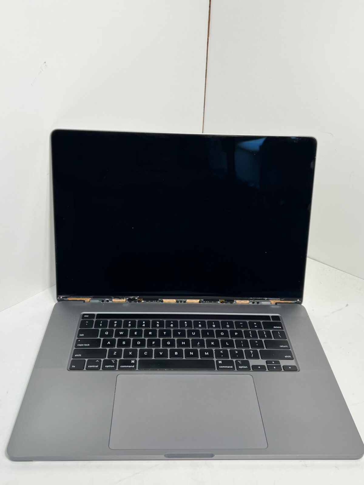 Apple MacBook Pro A2141 2019 16″ Chassis EMC-3215 Screen(A) /Touchbar / Trackpad
