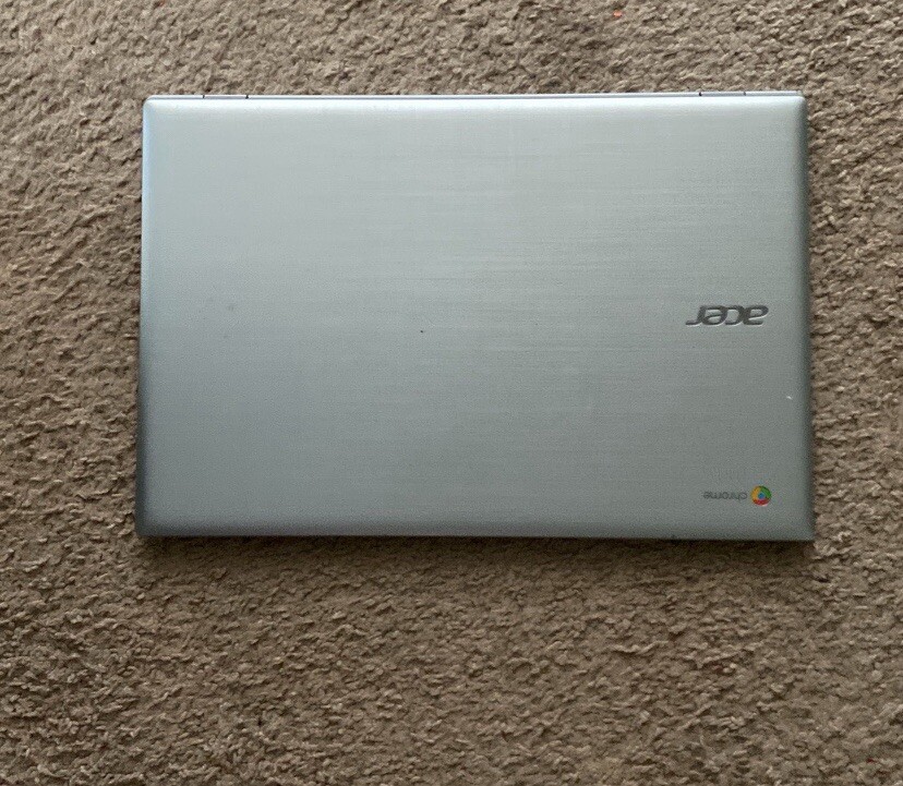 Acer 11.6″ (16GB, Intel Celeron, 1.40 GHz, 4GB) Laptop – Silver (NX.MJAAA.004)