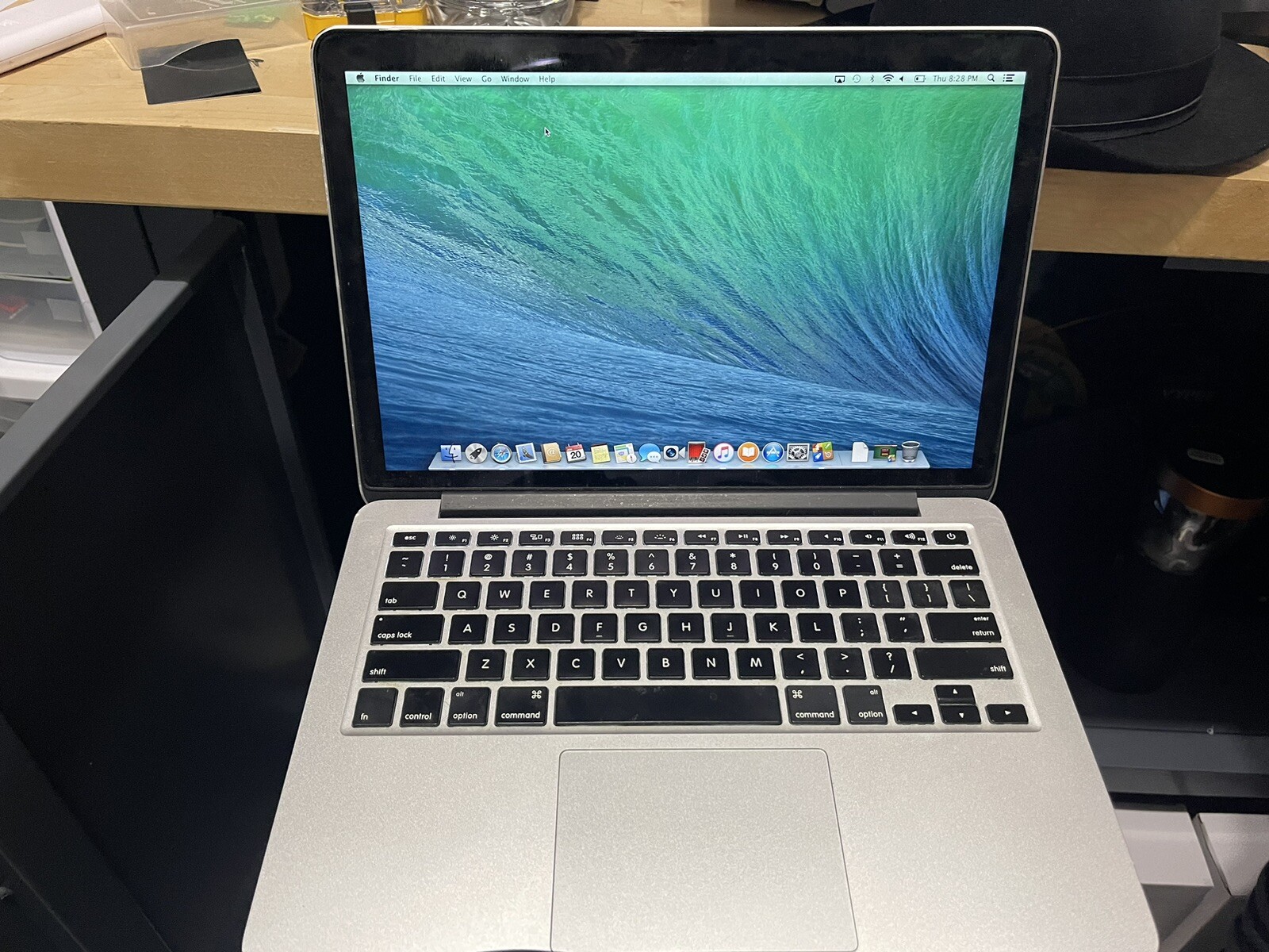 Apple MacBook Pro 13″ (256GB SSD, Intel Core i5-7360U, 2.30 GHz, 8GB) Laptop…