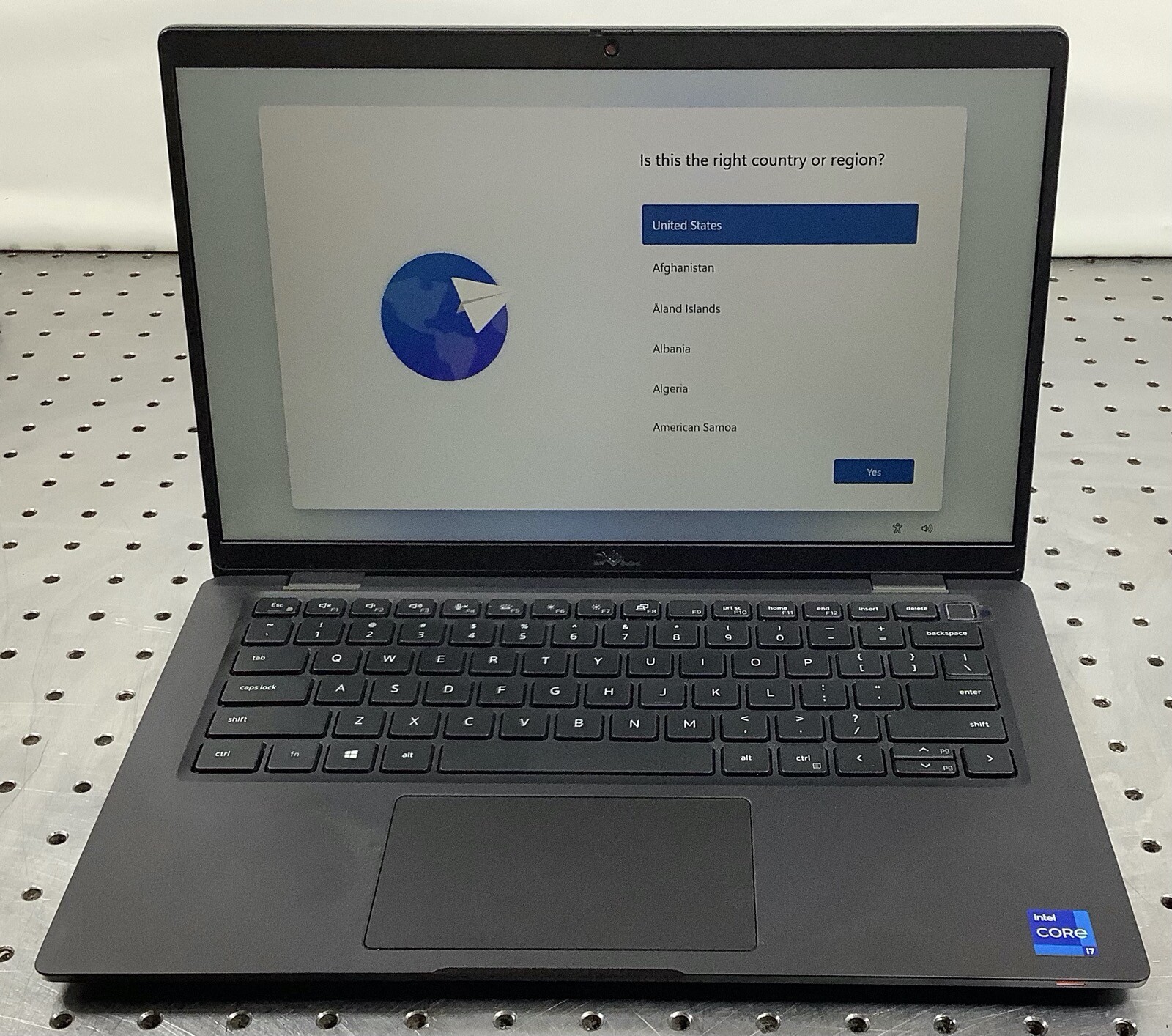 Dell Latitude 7420 14 2.8 GHz i7-1165G7 16GB 512GB Win 11
