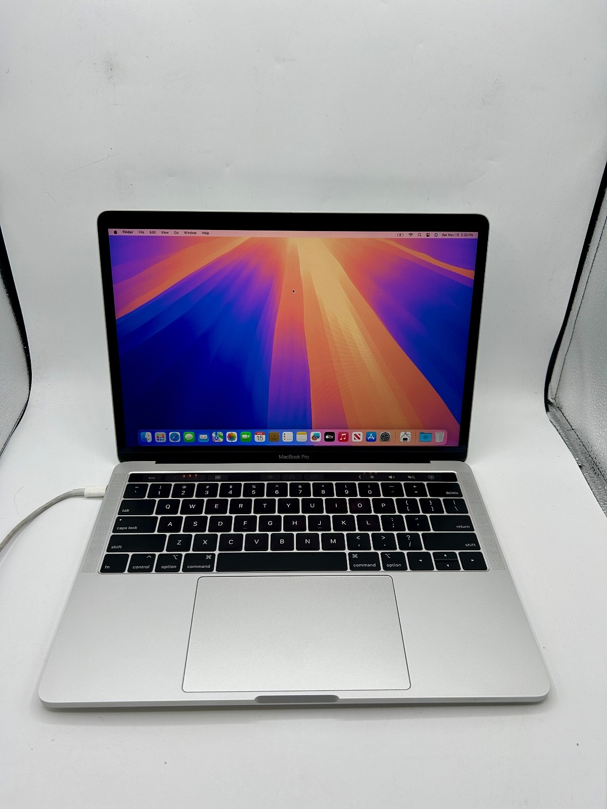 Apple MacBook Pro 13″ 2019 A1989 i7 9th Quad-Core 16GB RAM 512GB SSD Iris Plus