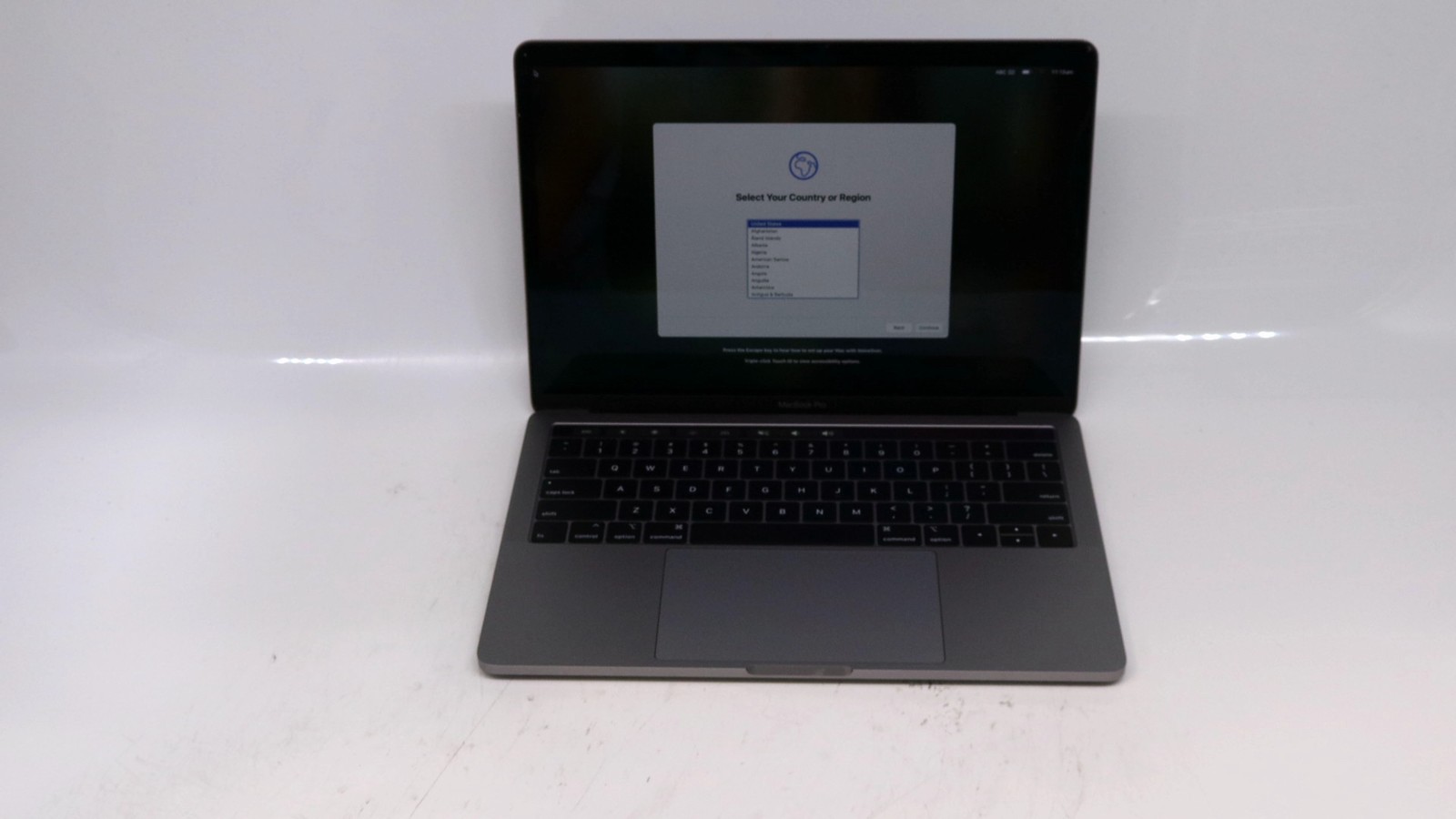 Apple MacBook Pro A1989 13 Core i7 16GB 512GB Gray 2019