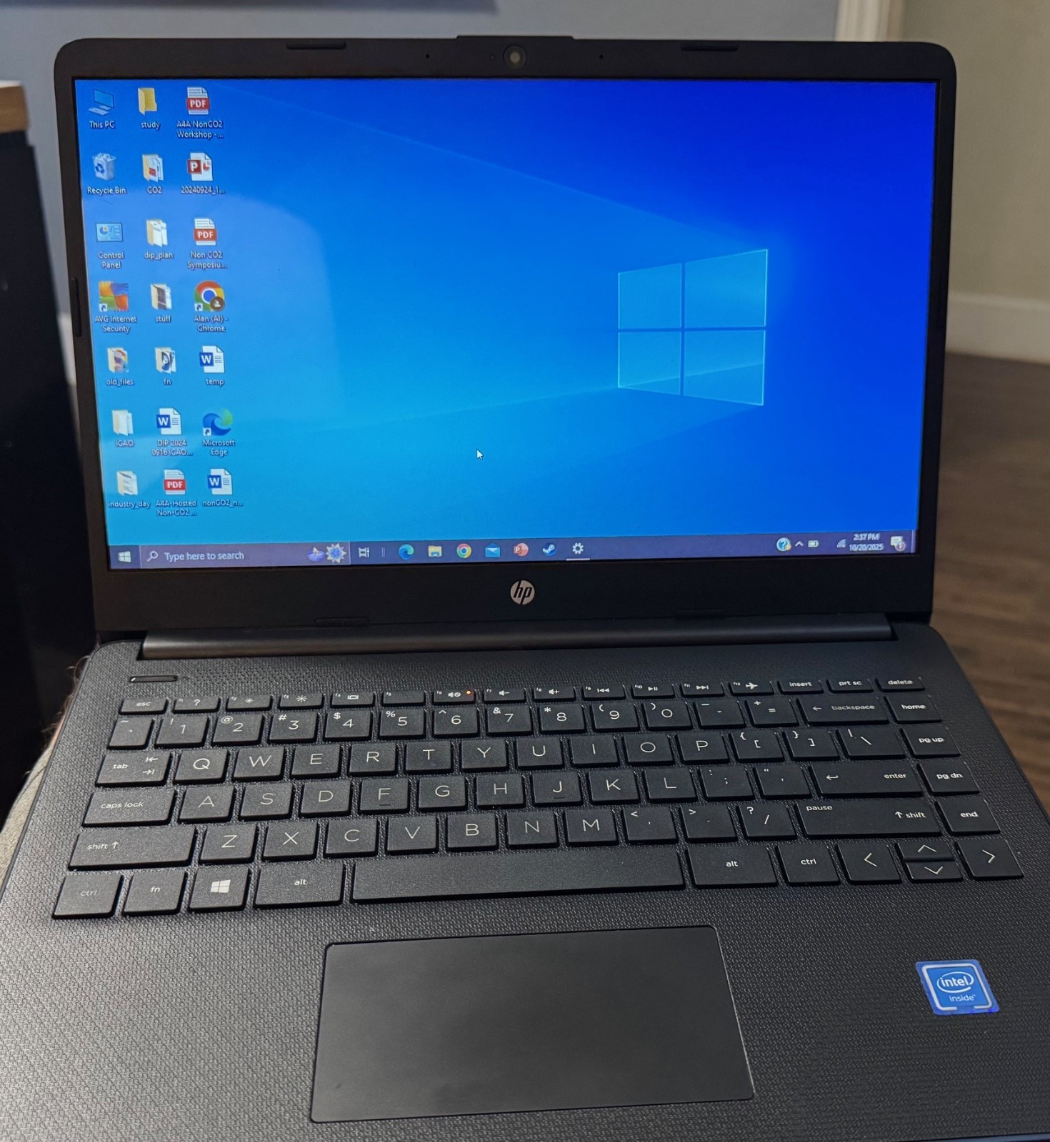 HP 14-inch Laptop – Intel Celeron N4020 / 4 GB RAM / 64 GB eMMC / Windows 10 Hom