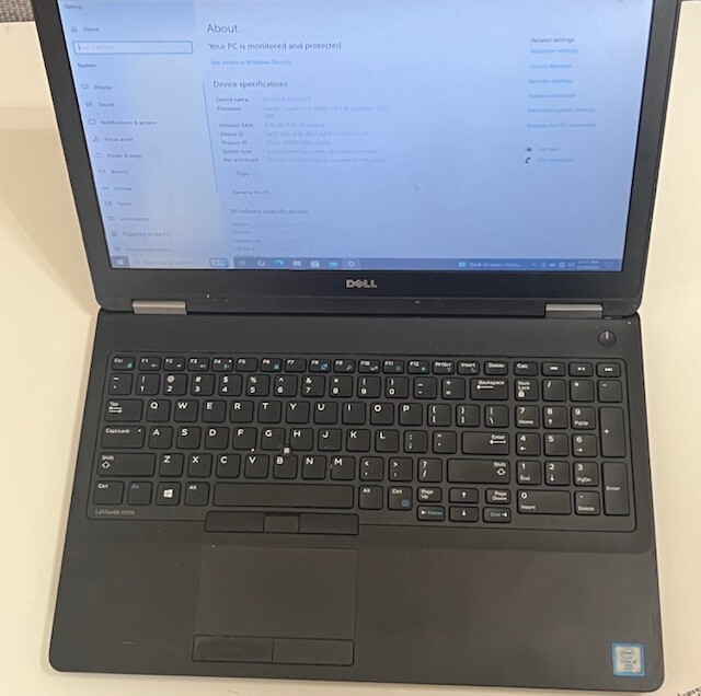 Dell Latitude E5570 15.6” 1TB SSD 8 Ram intel ICORE i5-6300U CPU WINDWOS 10 READ