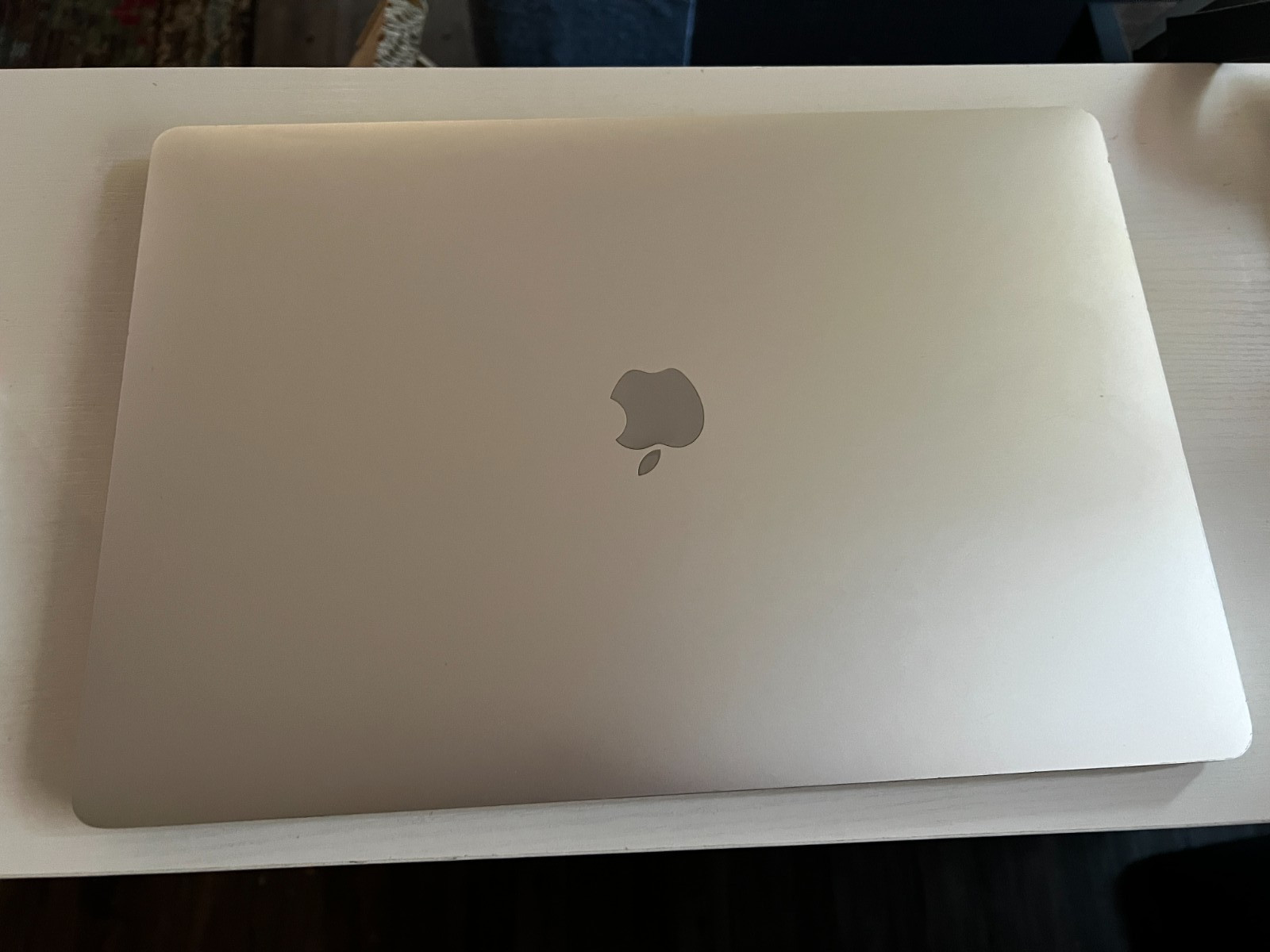 Apple MacBook Pro 16″ (512GB SSD, Intel Core i7, 2.60 GHz, 16GB) 2019 Laptop