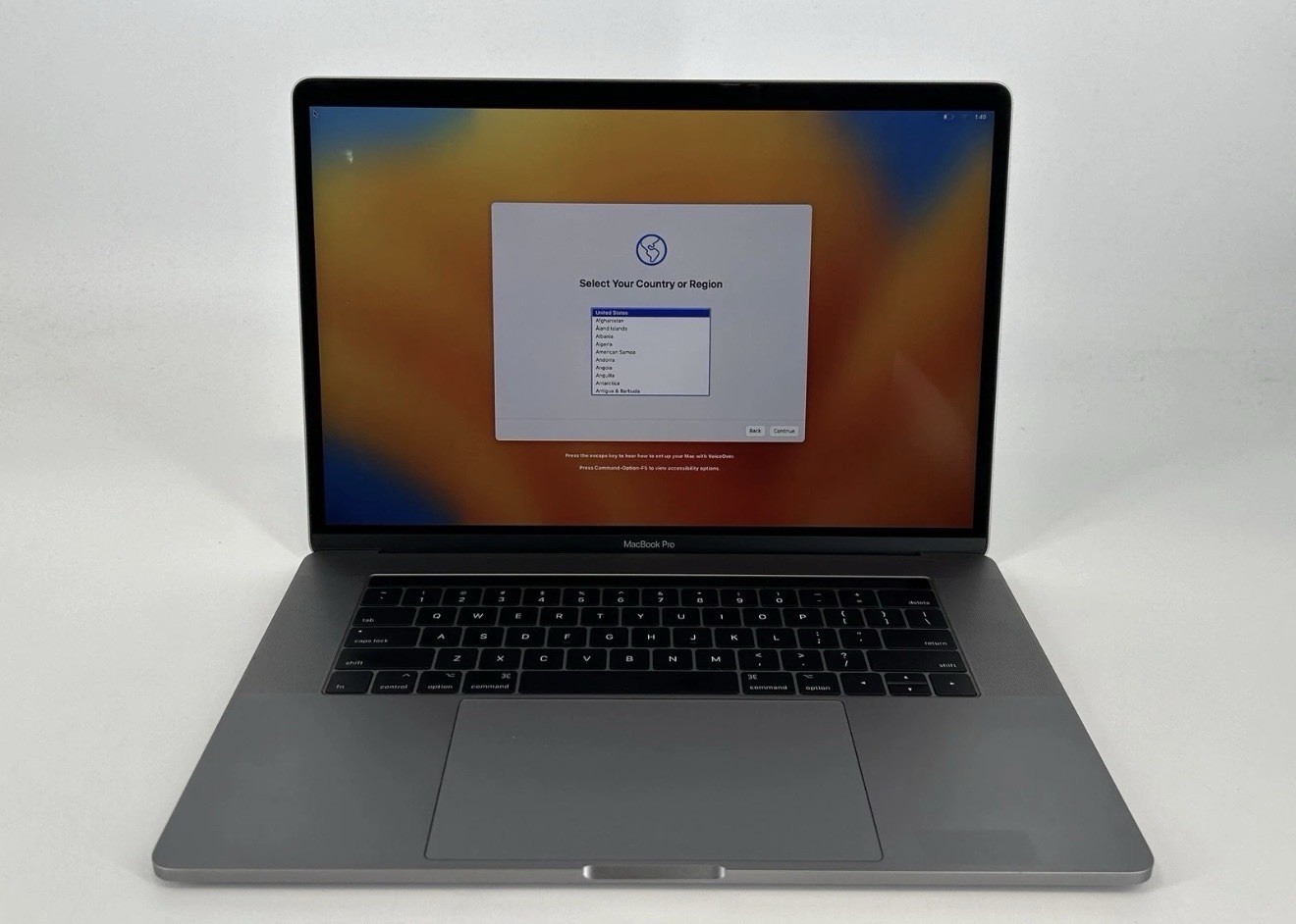 Apple MacBook Pro 15-inch 2017 Space Gray with Touch Bar. New Apple Battery.