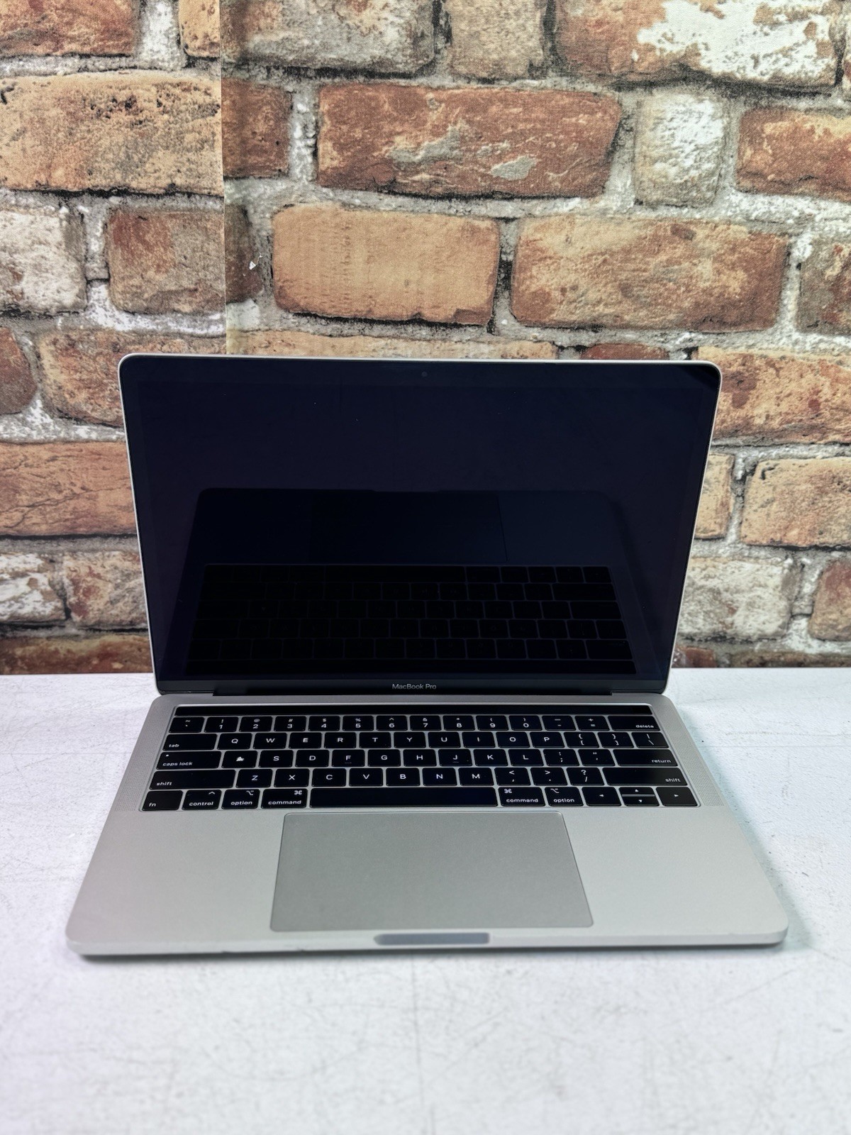 Apple MacBook Pro A1989 Tested LCD Screen W/ Chasis & Battery – No Motherboard