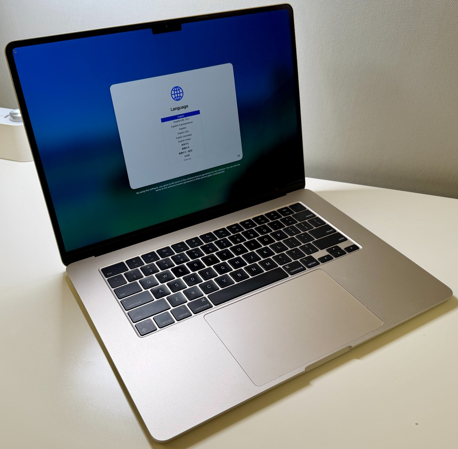 Apple MacBook Air 13 2022 M2 8-Core CPU 10-Core GPU, 8GB RAM, 512GB – Starlight