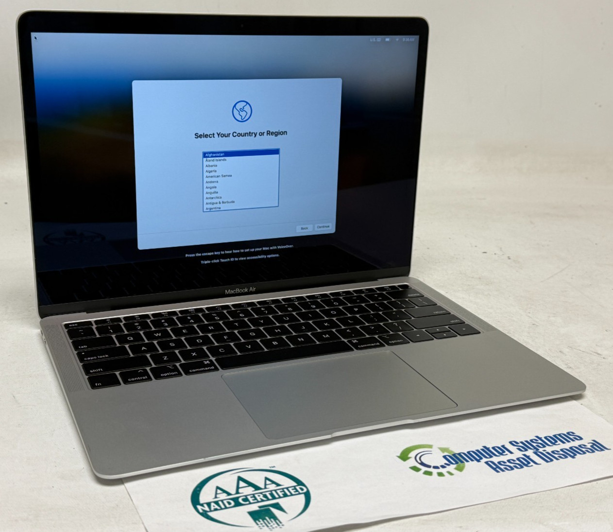 Apple MacBook Air 13.3″ (i5-8210Y 1.60GHz – 8GB RAM – 256GB SSD – MRE82LL/A)*