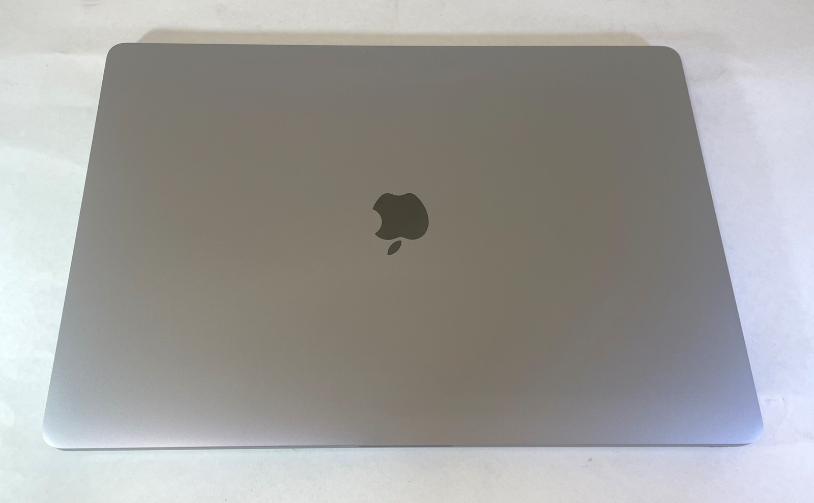 Apple MacBook Pro A2141 i7-9750H 2019 16GB/512GB Sonoma –  Cosmetic (READ)
