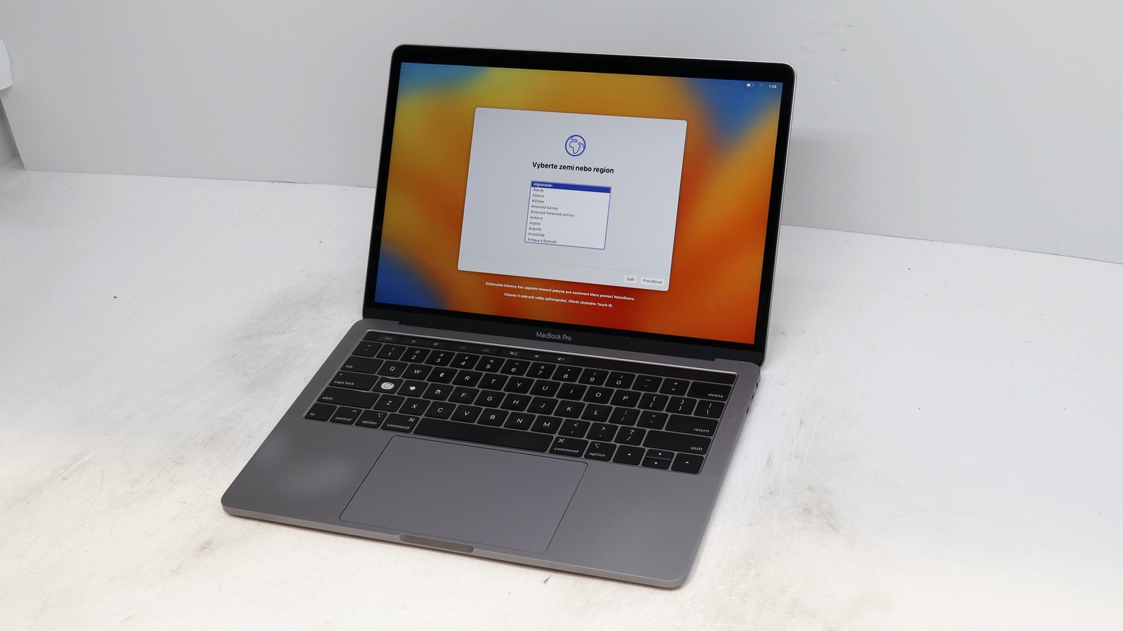 Apple MacBook Pro A1989 13 Core i5 16GB 256GB Gray 2019