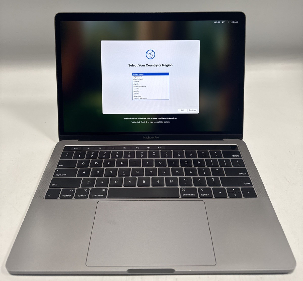 Apple MacBook Pro 2019 13″ 8GB 256GB i5-8279U 2.4GHz FOUR THUNDERBOLT 3 PORTS