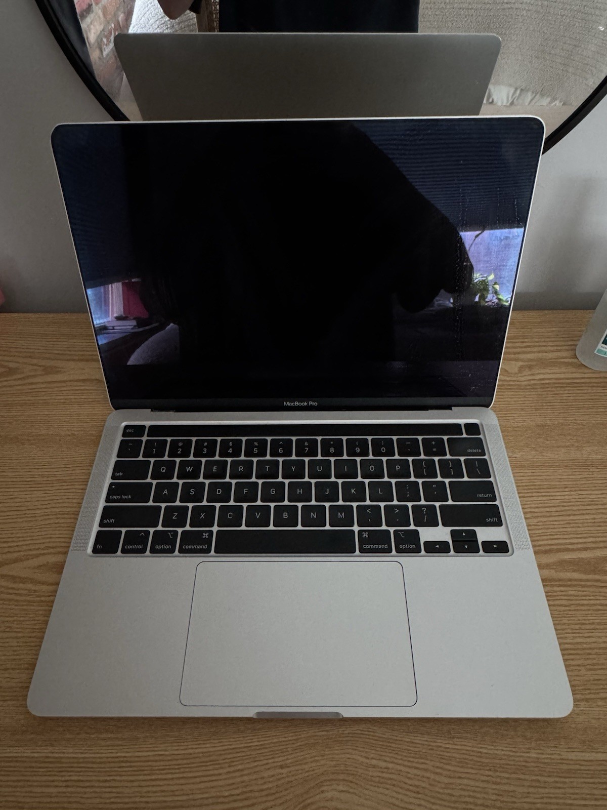 Apple MacBook Pro 13 Silver Touch Bar 2020 Intel Core I7, 16GB RAM, 512GB SSD