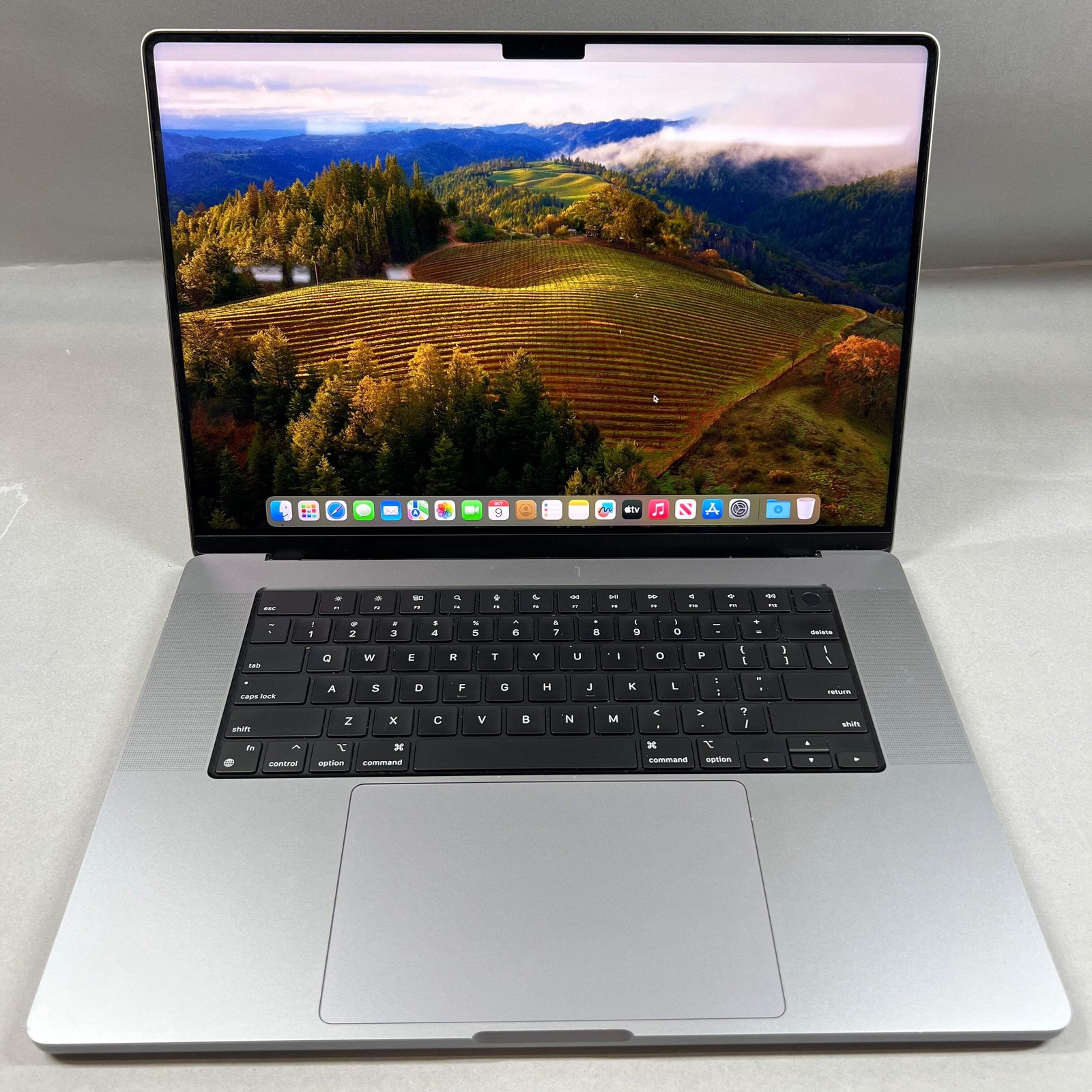2021 Apple MacBook Pro 16″ M1 Pro 16C GPU 3.2GHz 16GB RAM 1TB SSD A2485
