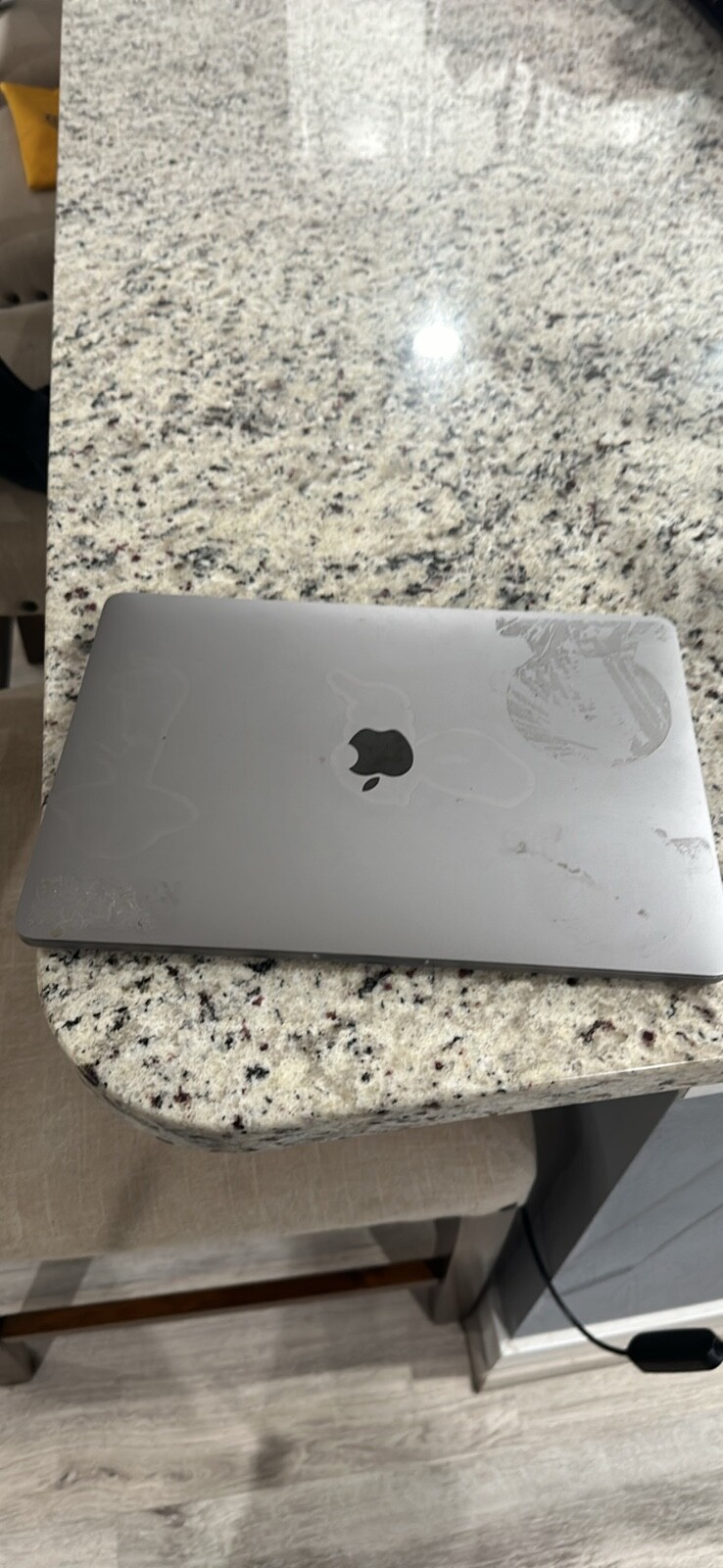 Apple MacBook Pro 13″ (256GB SSD, Intel Core i5 7th Gen., 2.30 GHz, 8GB RAM)…