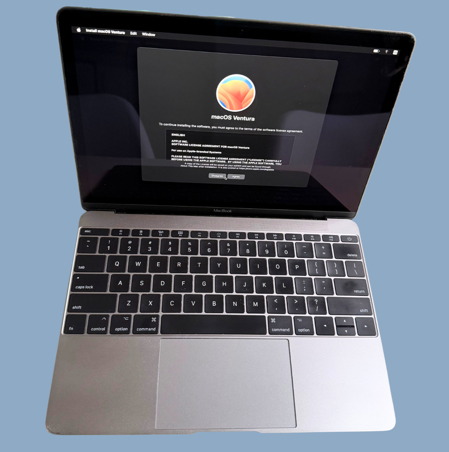 Apple MacBook 12-inch (2017) | Space Gray | 1.2GHz Core m3 | 8GB RAM | 256GB SSD