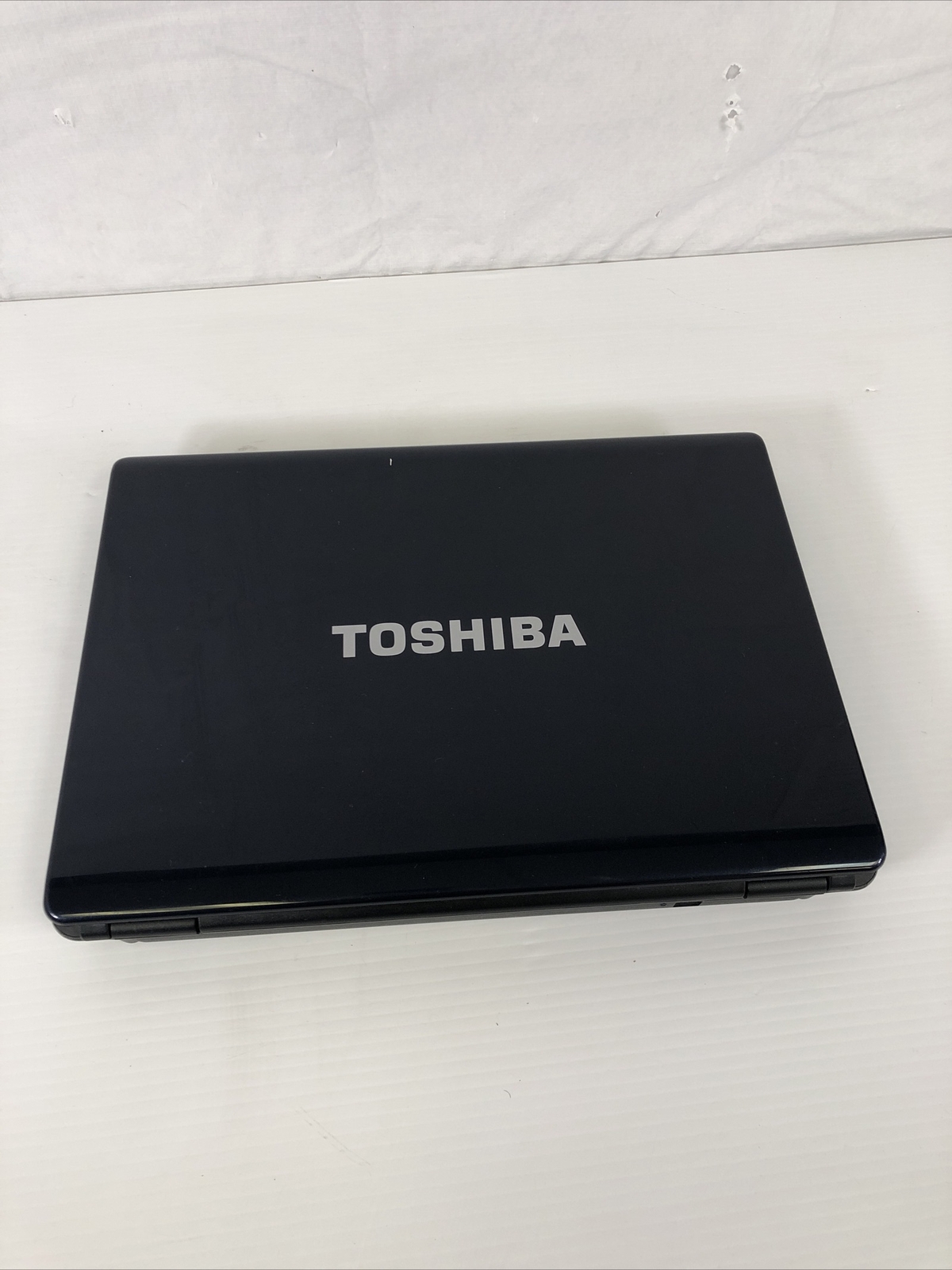 Toshiba Satellite Laptop Model PSLC8U-03G01U. 4GB Ram NO HDD/OS/PS/Caddy – Parts
