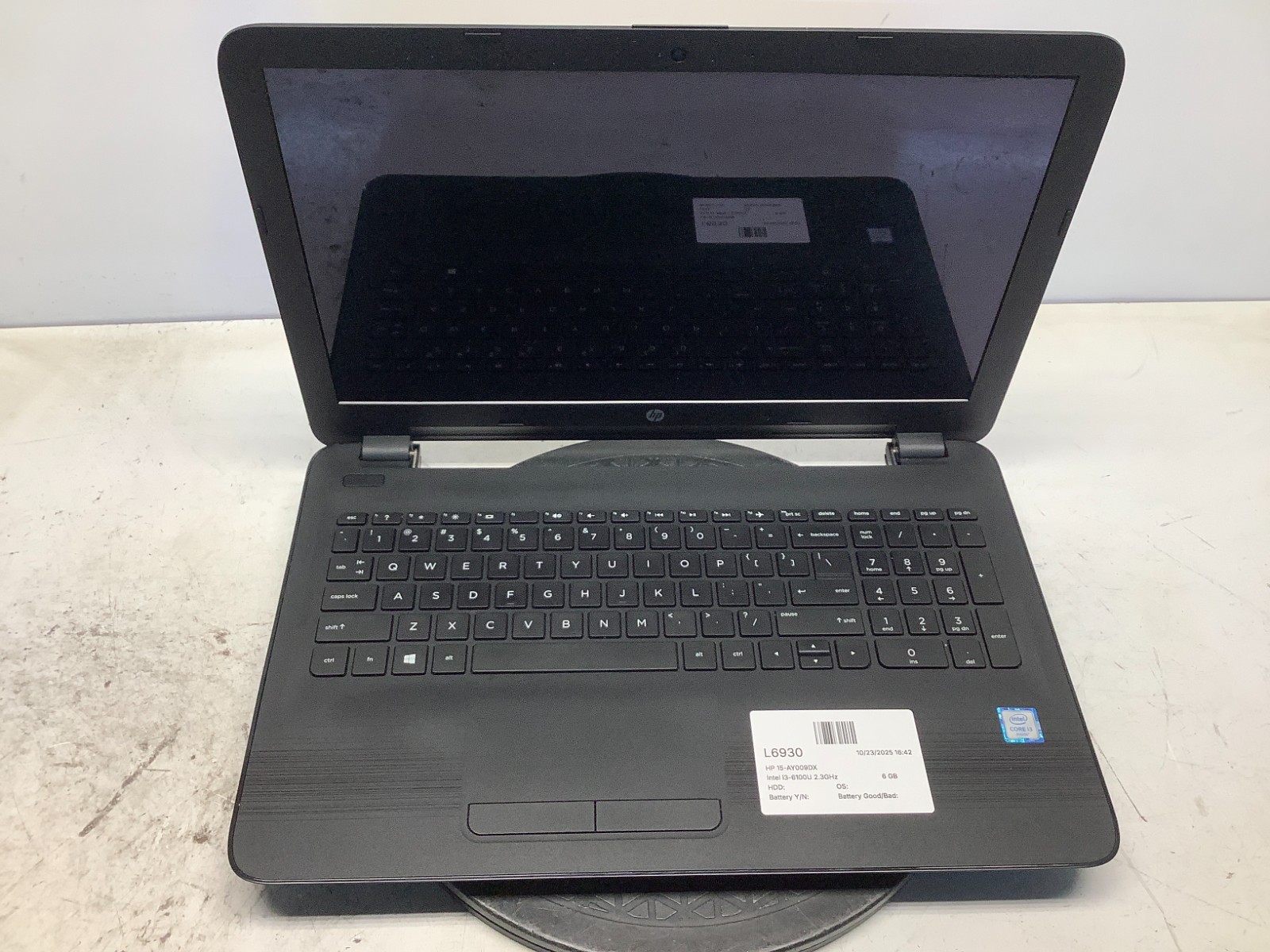 HP 15-AY009DX Intel i3-6100U 2.3GHz 6 GB NO HDD/Battery