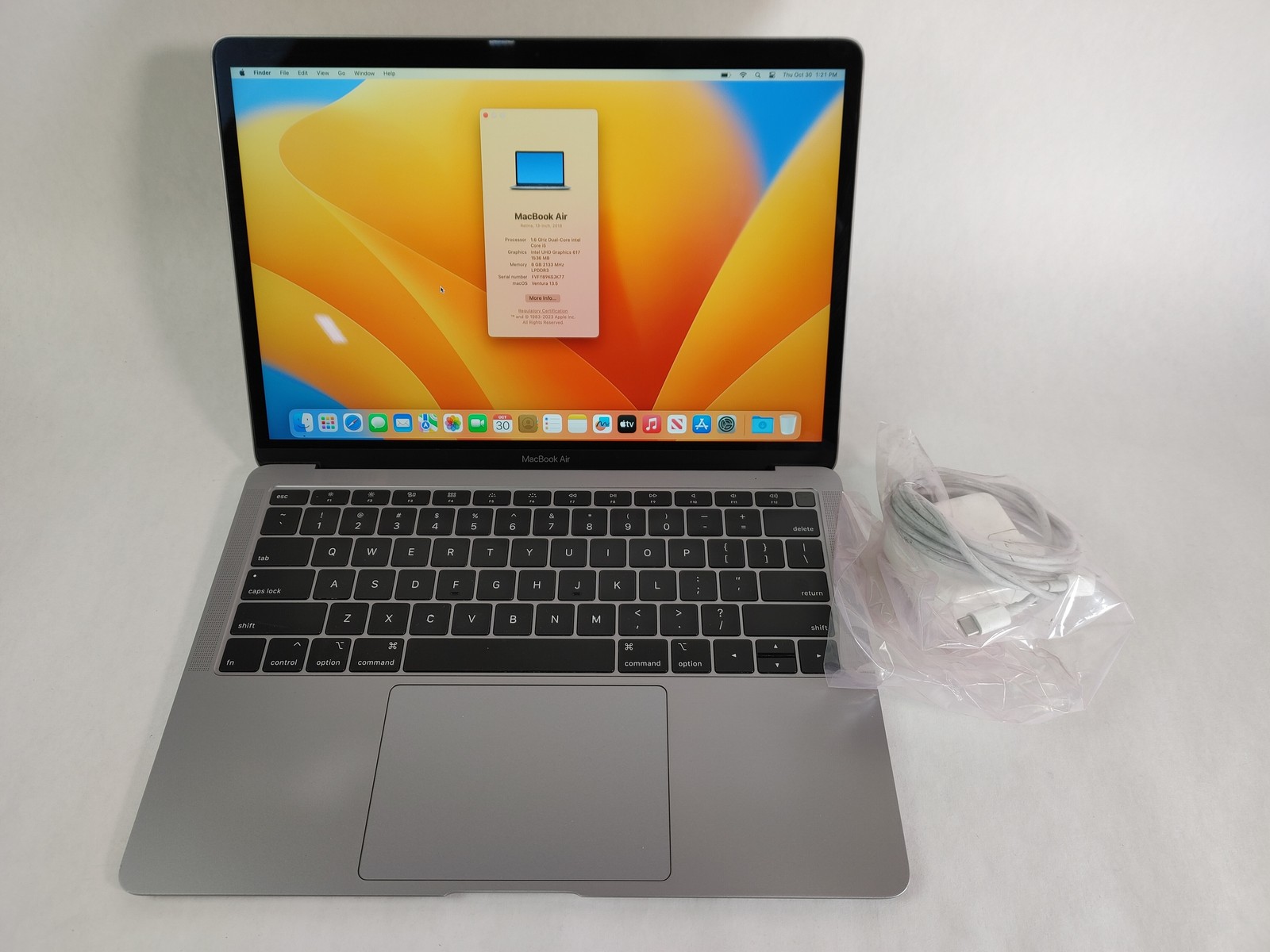 Apple MacBook Air A1932 Core i5-8210Y 1.60 GHz 8 GB DDR3 128 GB NVMe macOS