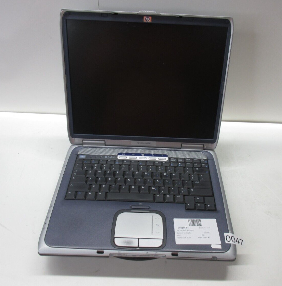 HP Pavilion ZE4910US Laptop Intel Celeron M512MB No HDD/Battery/Screen Dim