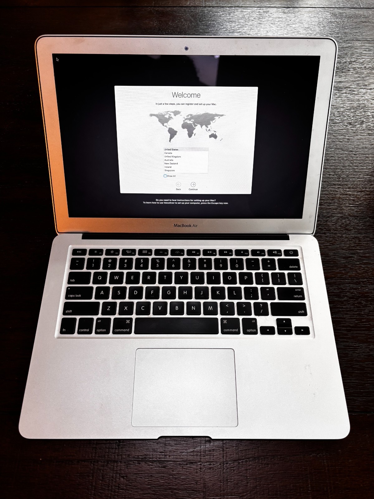 Apple MacBook Air 13.3″ i5-5250U 1.6GHz 8GB 256GB SSD