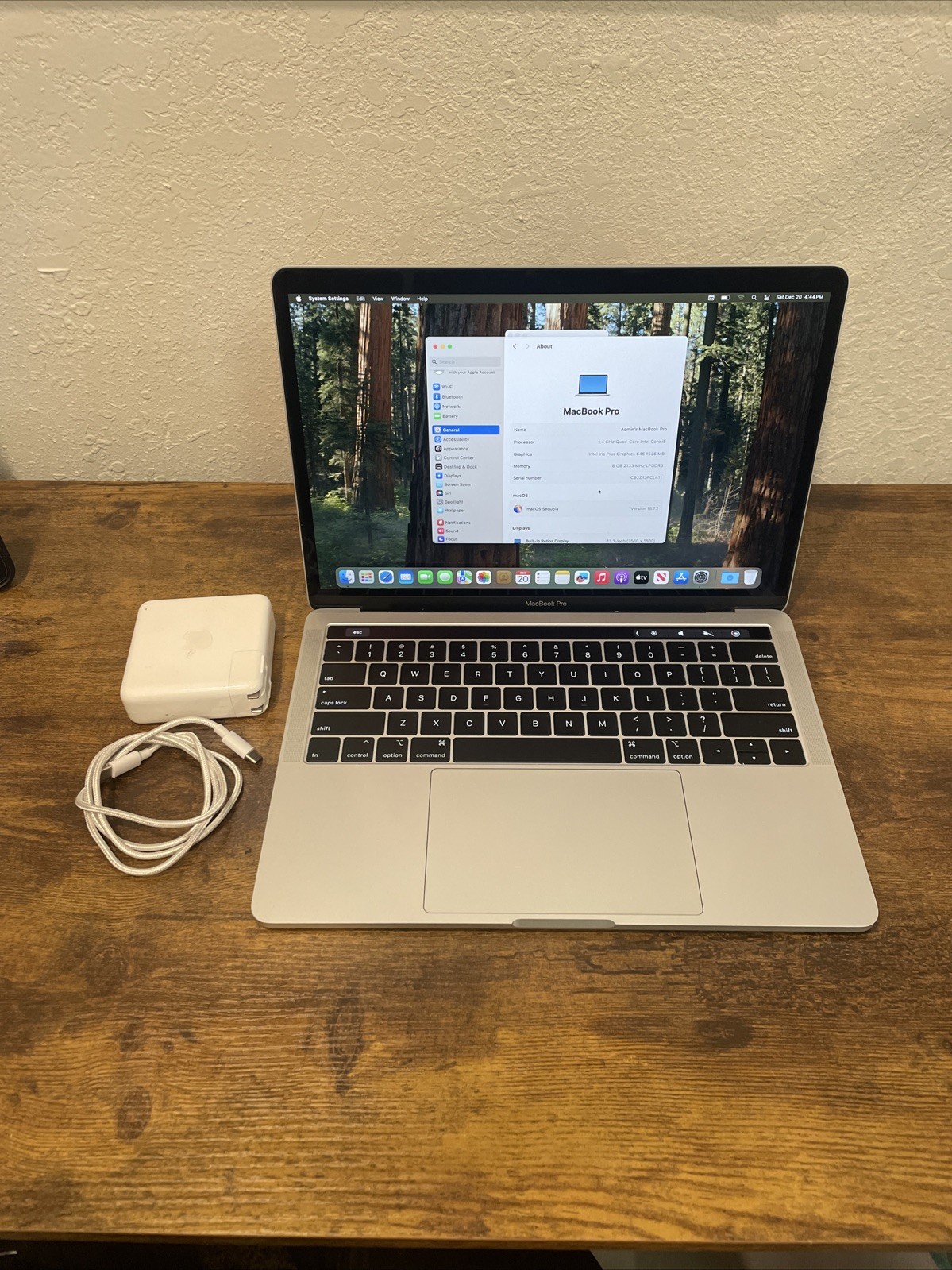 Apple MacBook Pro 13” 2019 Touch Bar i5 1.4 GHz 8GB 128GB SSD Free Shipping