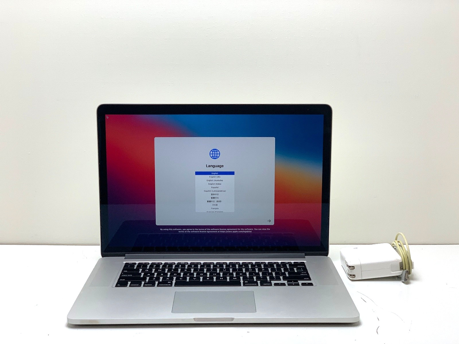 MacBook Pro 15″ Late 2013 | i7-4850HQ | 8GB RAM | 256GB SSD | 116 Cycles | READ