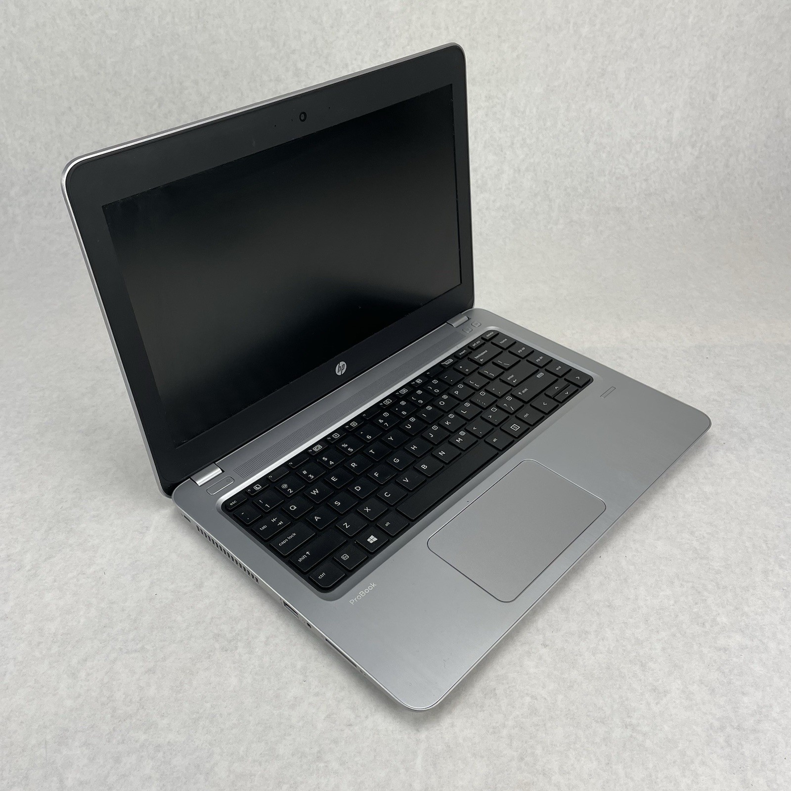 HP ProBook 430 G4 Core i5-7200U 2.50 GHz 4 GB RAM 13.3″ No HDD No OS