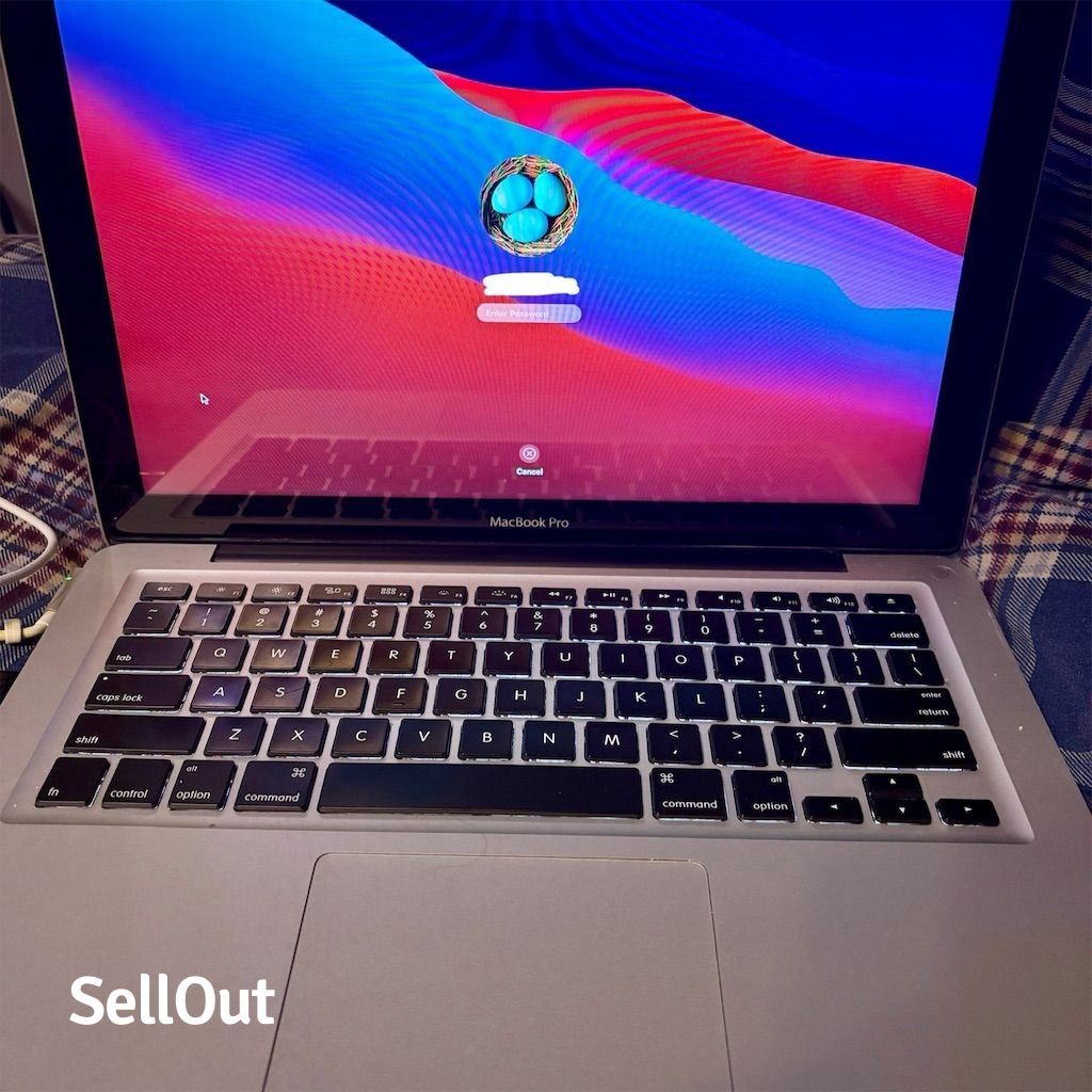 Apple MacBook Pro 13″ Laptop i7 8GB RAM 500GB HDD Silver 2012