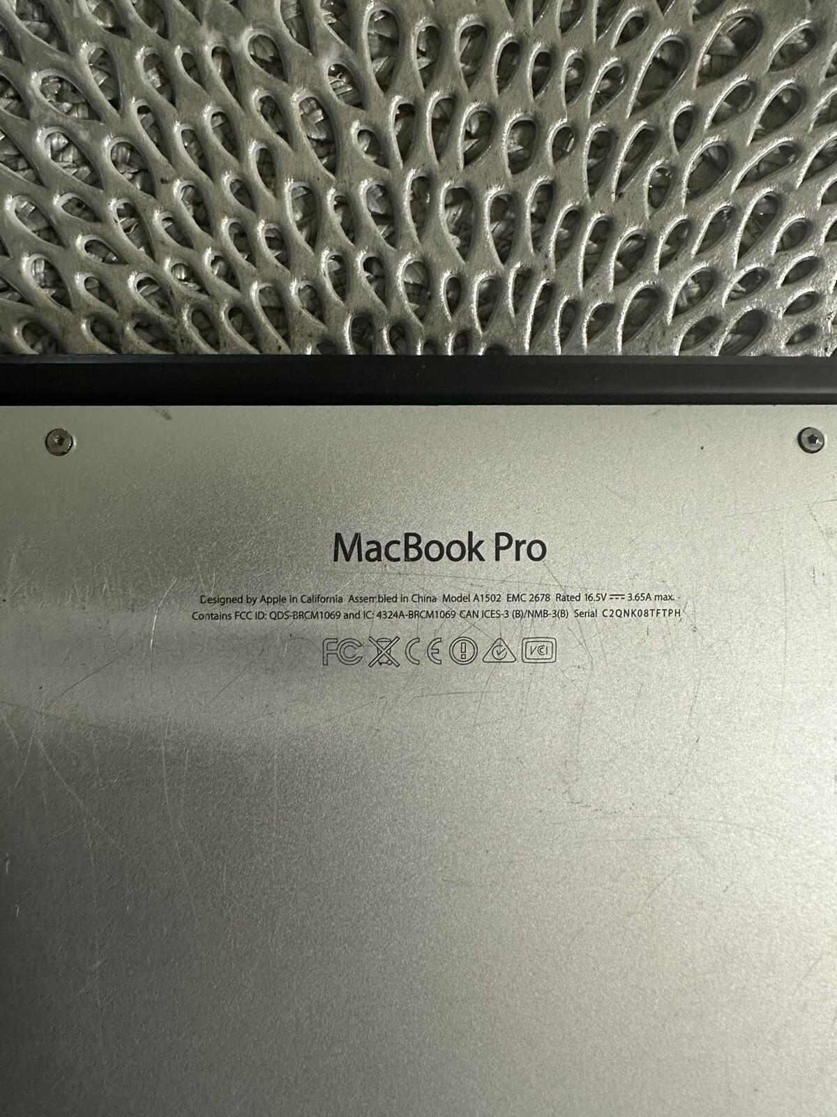 Apple MacBook Pro 15.4″ (256GB SSD, Intel Core I7-4770HQ, 2.20GHz, 16GB RAM)…