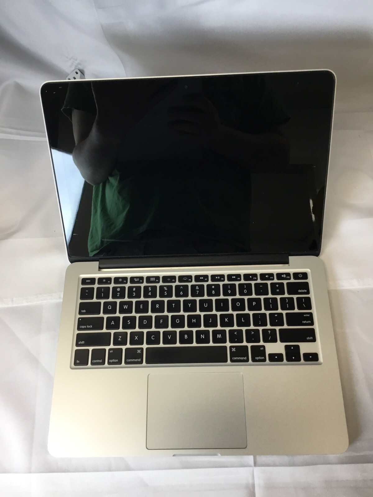 Apple MacBook Pro (M2014) “Core i5” 2.8 GHz 8 GB 512 GB SSD Grade DEFE