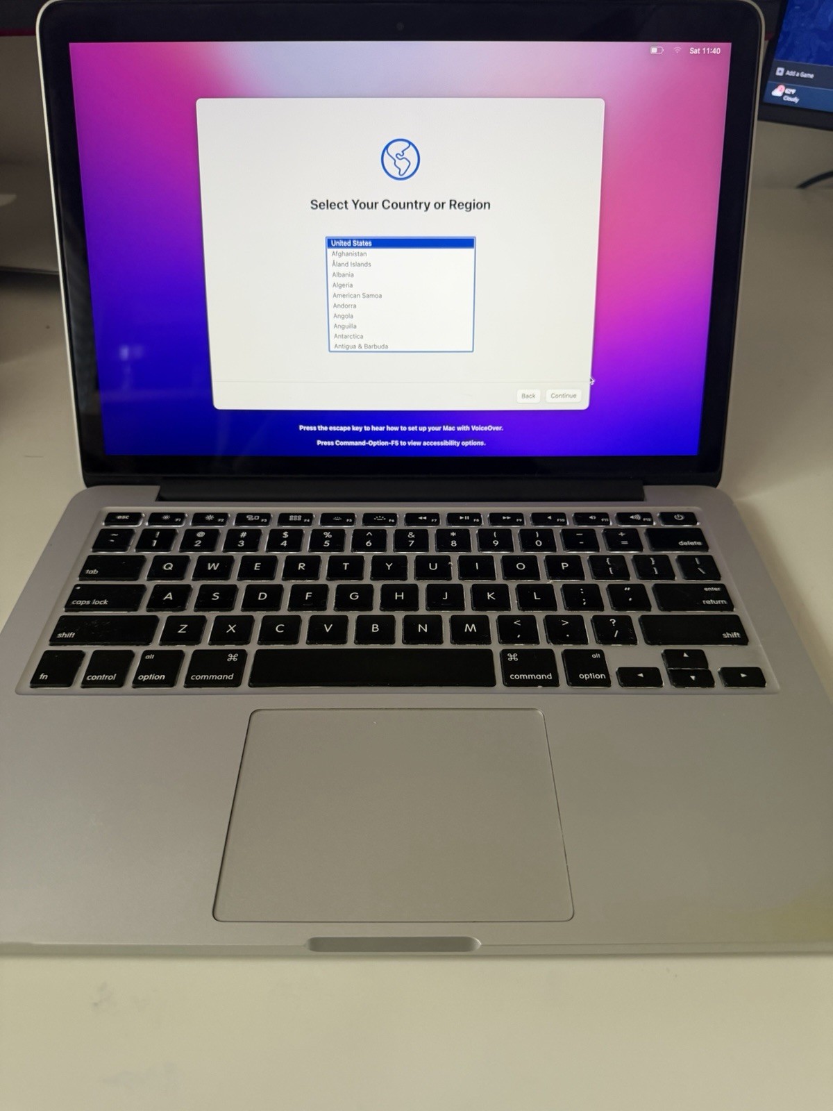 Apple MacBook Pro A1502 13” Retina Early 2015 i5 16GB RAM 256GB SSD