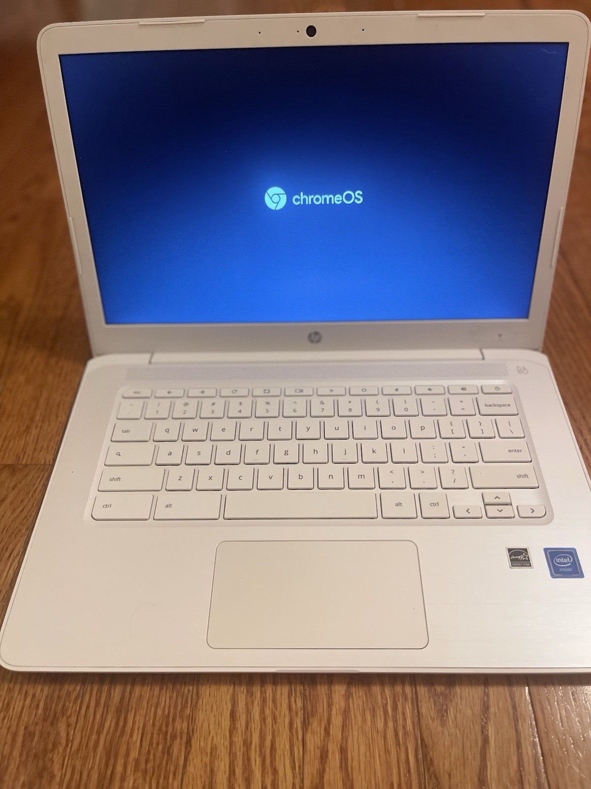 HP 14-ca010nr 14″ HD Laptop Intel Celeron N3350 32GB eMMC 2GB