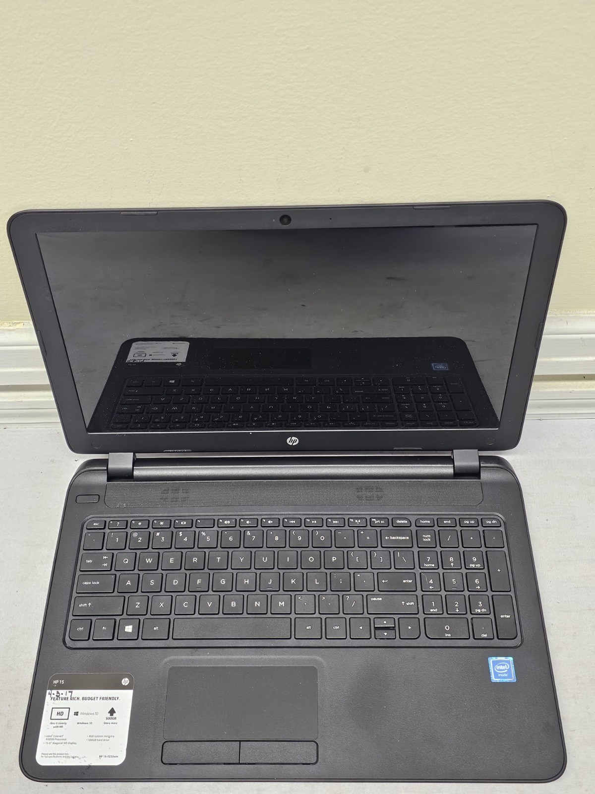 HP 15-1233wm Laptop – Celeron N3050 – 4GB RAM – 500GB HDD – BAD BATTERY – WIN 10