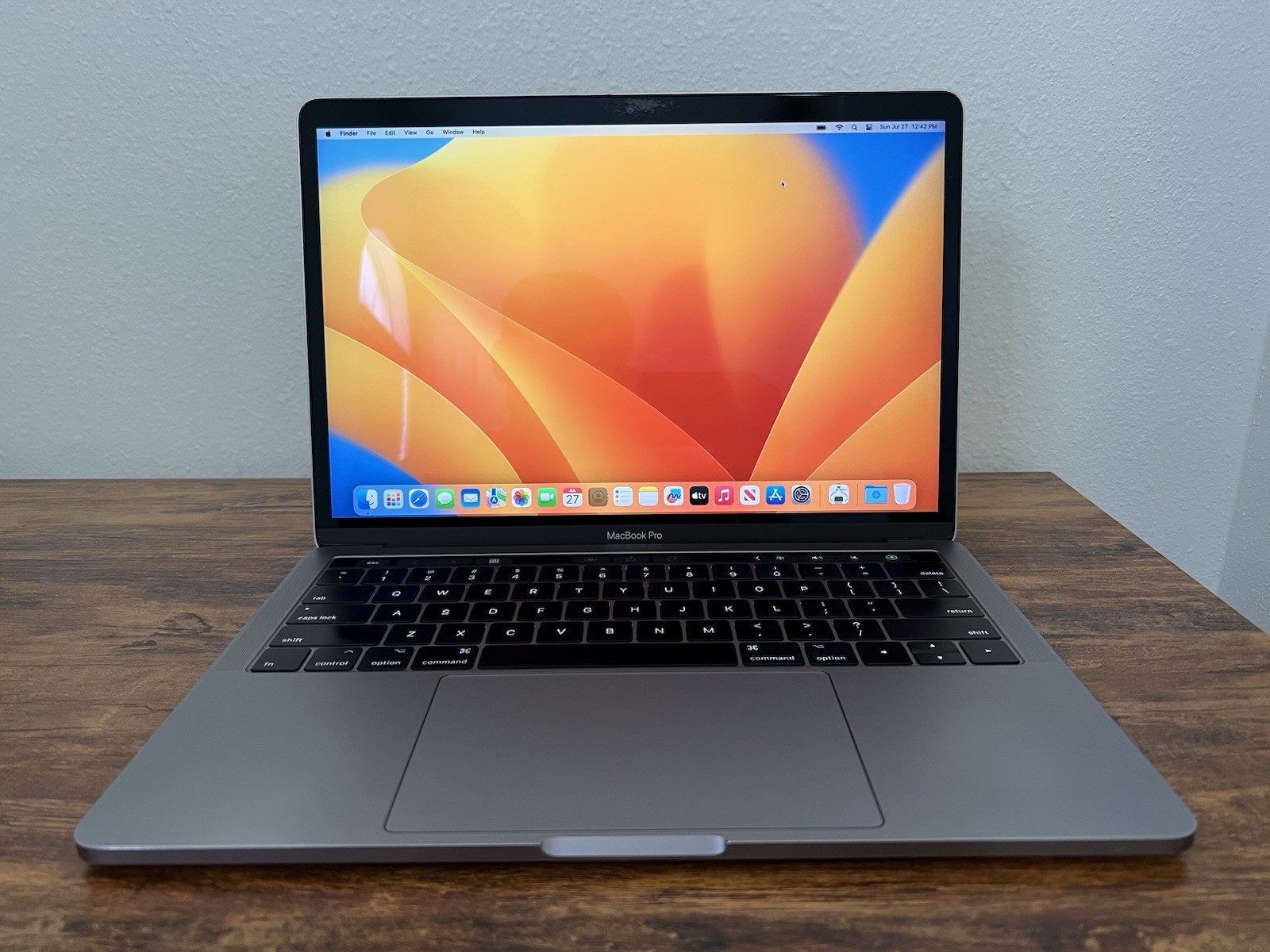 Apple MacBook Pro 2017 13″ | i7-7567U, 16GB, 512GB, Iris Plus, Ventura