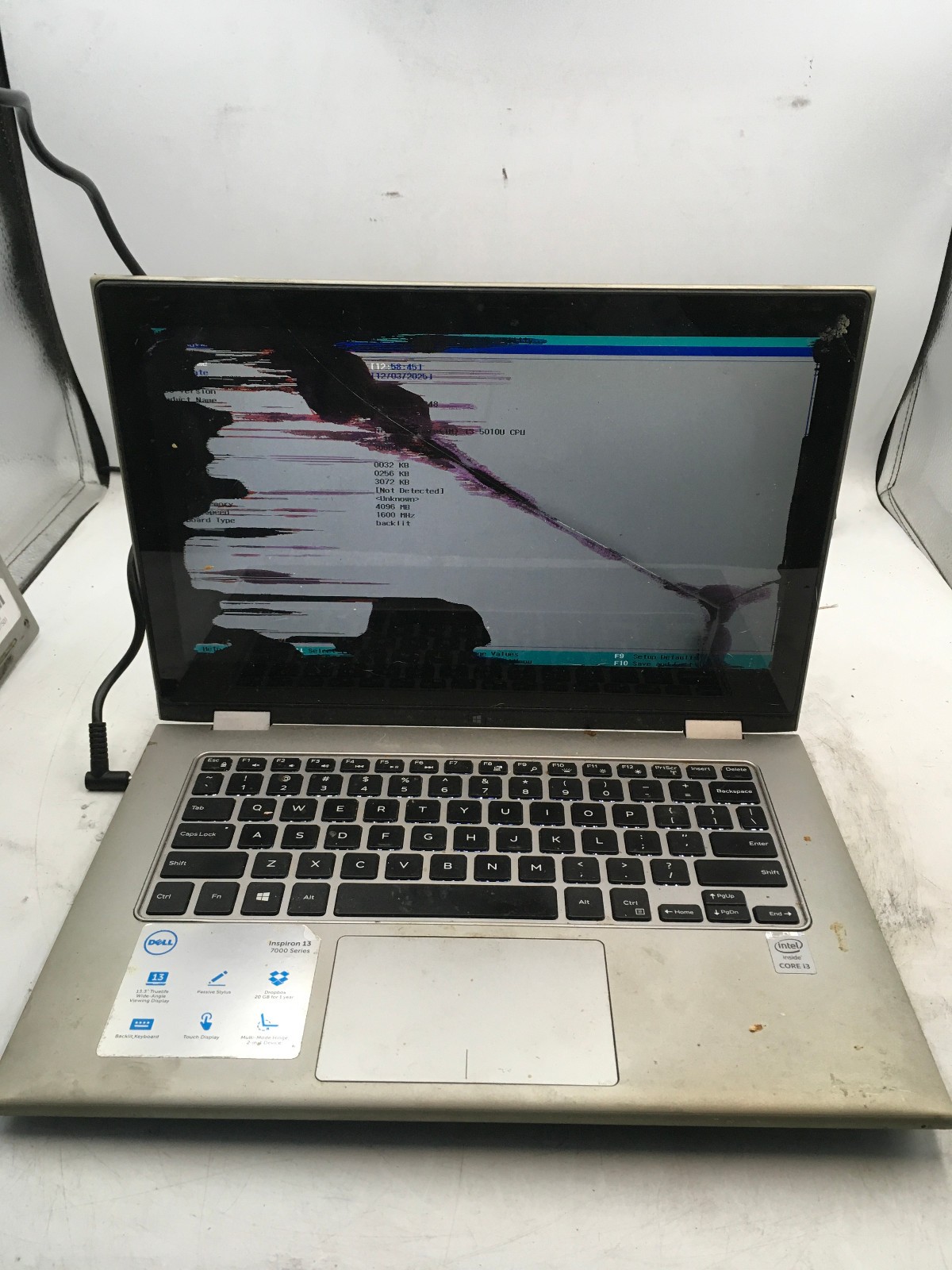 DELL INSPIRON 13 7000 SERIES -BOOTS TO BIOS/BAD LCD- INTEL I3 5010 – NO RAM – BB