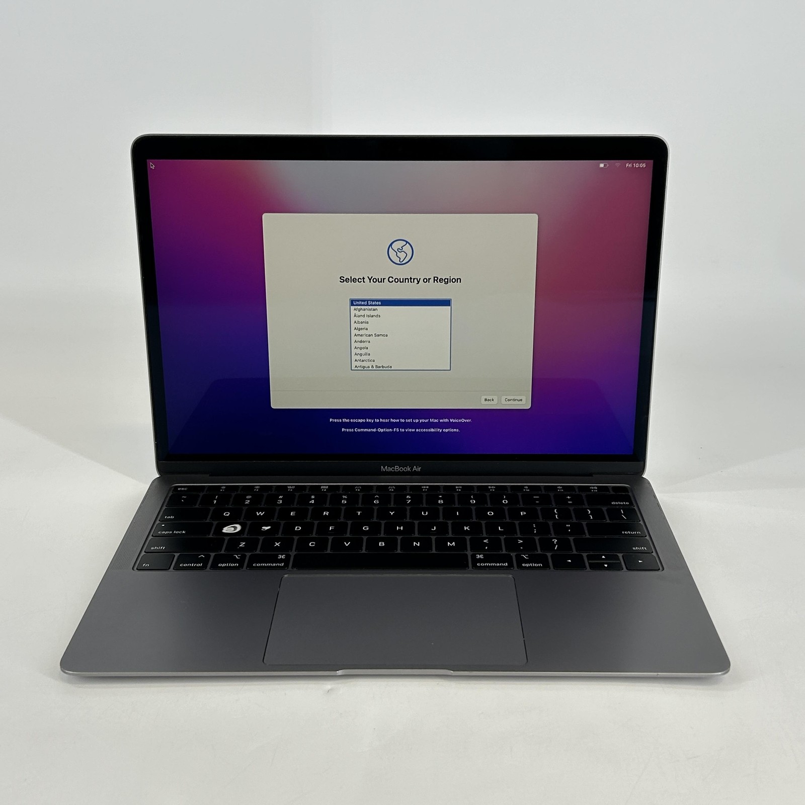 MacBook Air 13 Space Gray 2019 1.6 GHz Intel Core i5 8GB 256GB SSD – Worn Keys