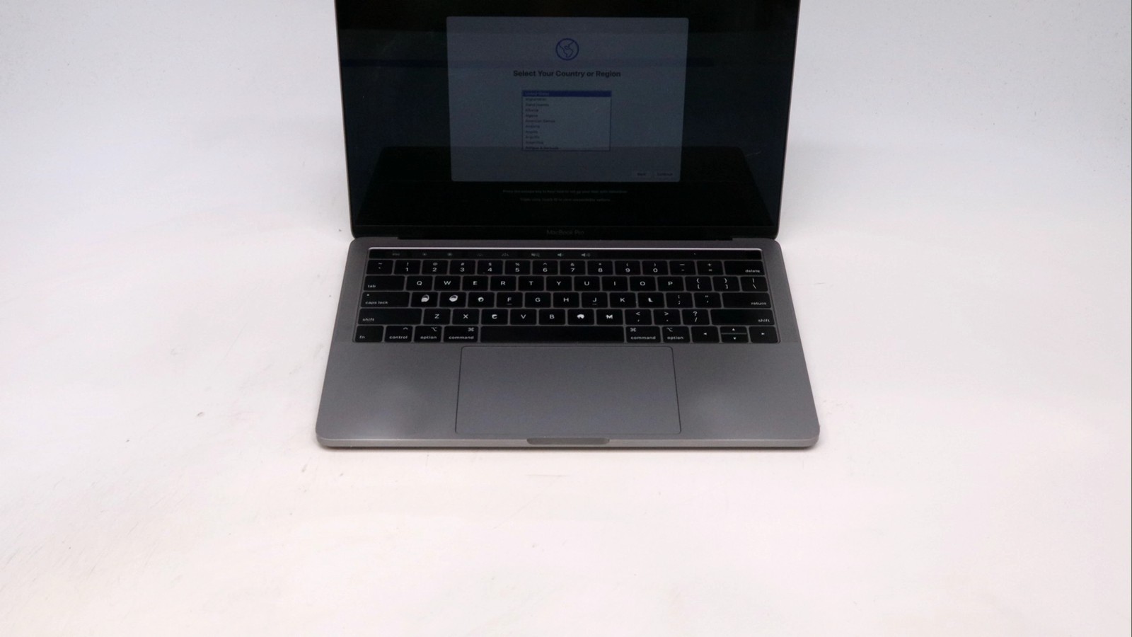 Apple MacBook Pro A1989 13 Core i7 16GB 256GB Gray 2018