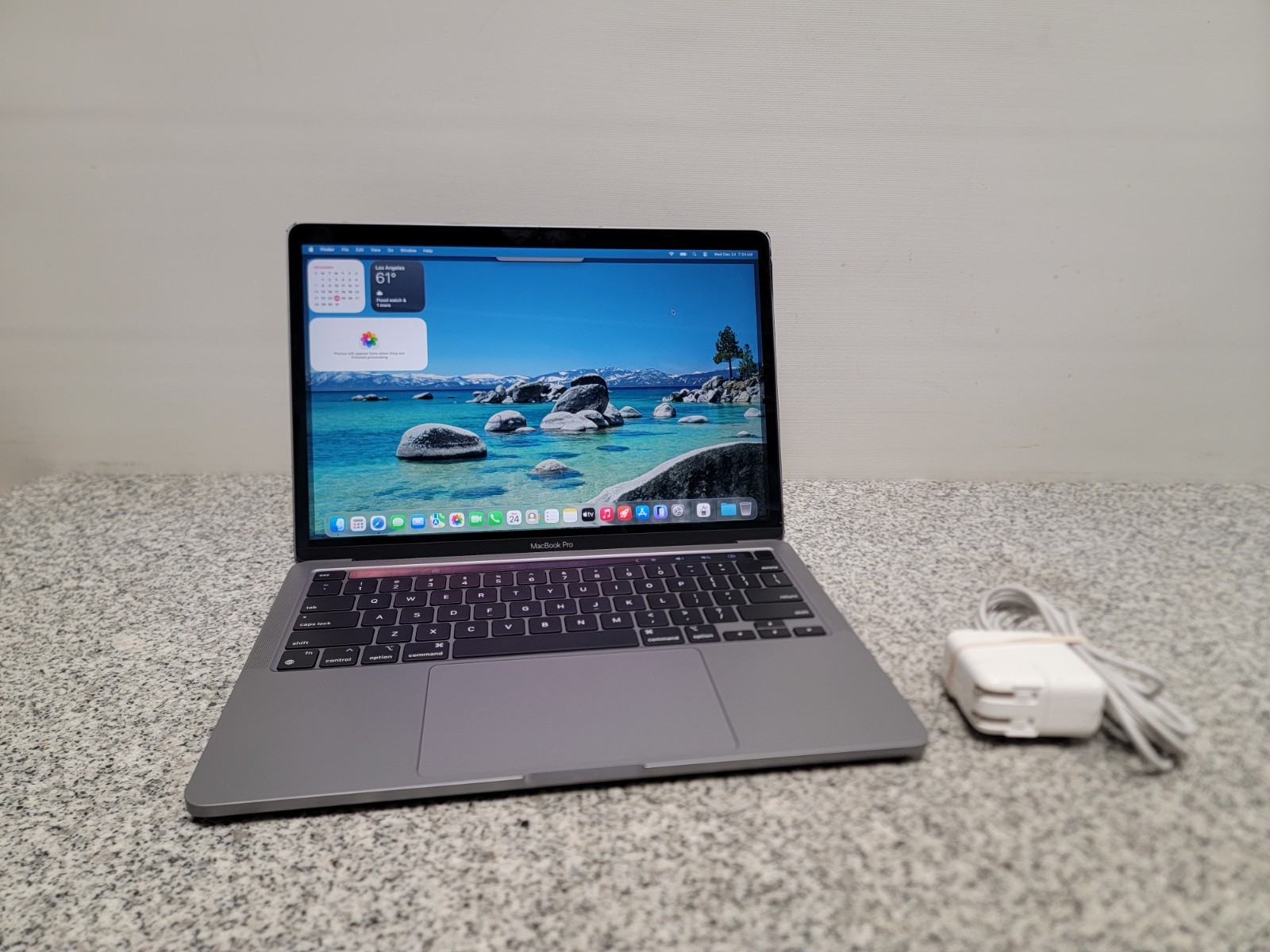 Apple MacBook Pro M1 13 Inch 2020 8-Core 3.2 GHz M1 256GB SSD