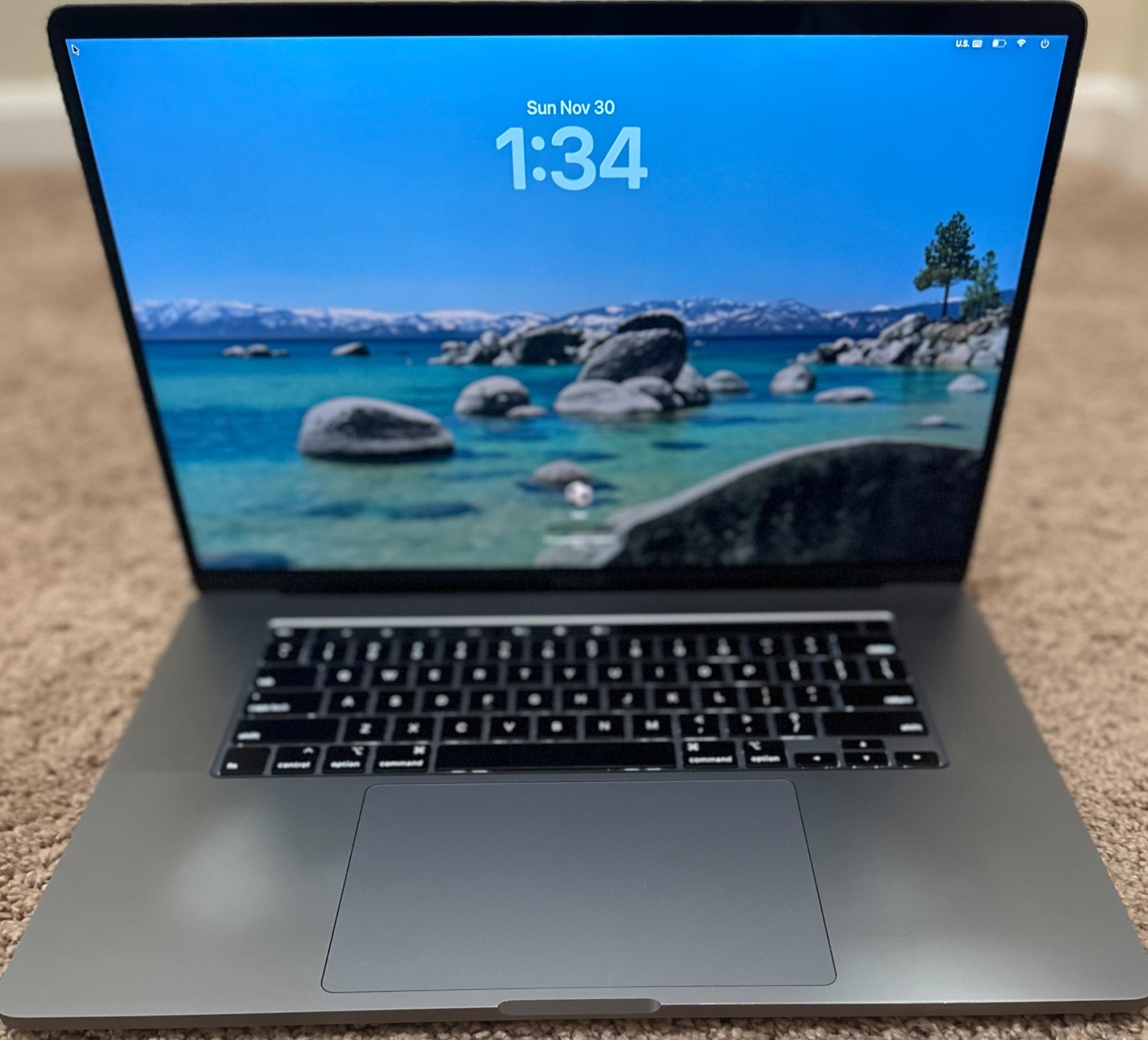 10- Apple MacBook Pro 2019 16″ 5300M 32GB 512GB i7-9750H 2.6GHz ,Silver