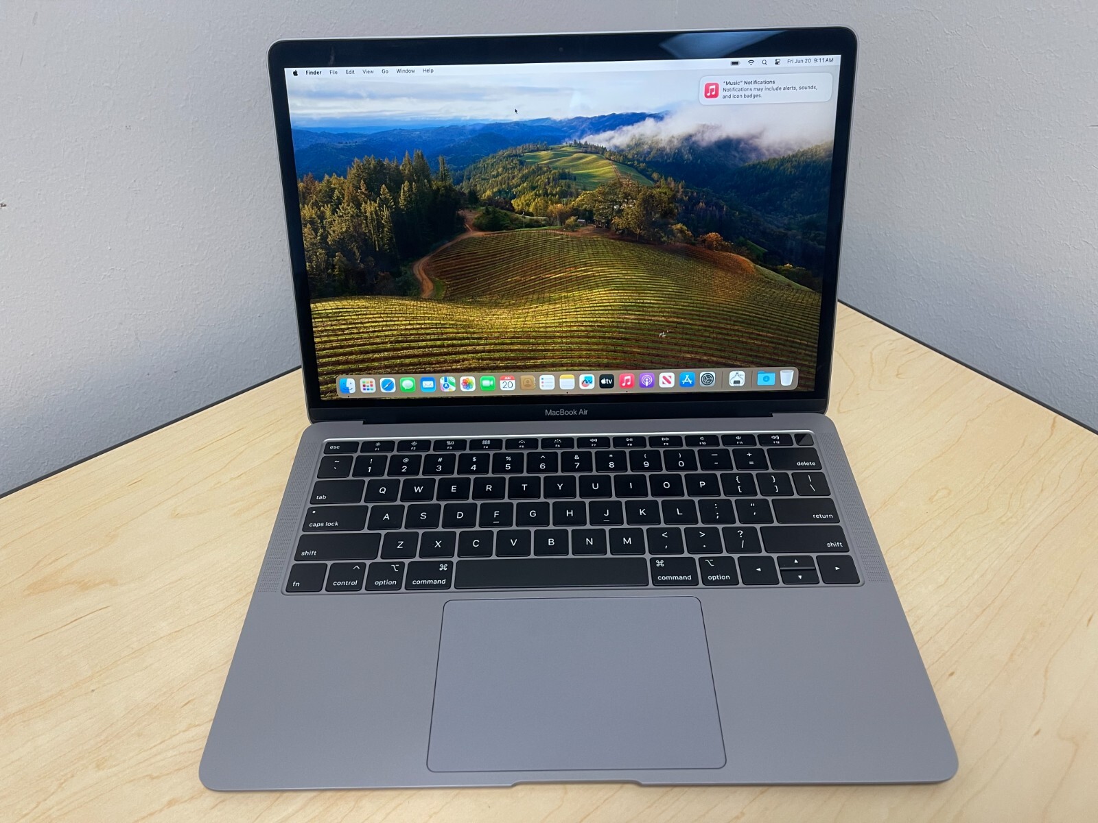2019 Apple MacBook Air 13″ 1.6 i5 16GB RAM 512GB SSD | SONOMA 2023 | 72 CYCLES