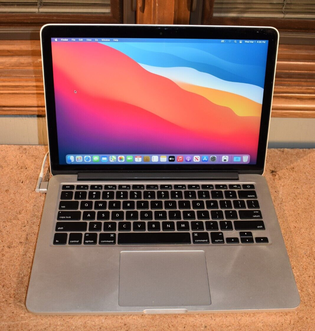 Apple Macbook Pro 13″ 2015 Dual Core i5 2.7GHz 8GB RAM 256GB SSD MacOS Big Sur