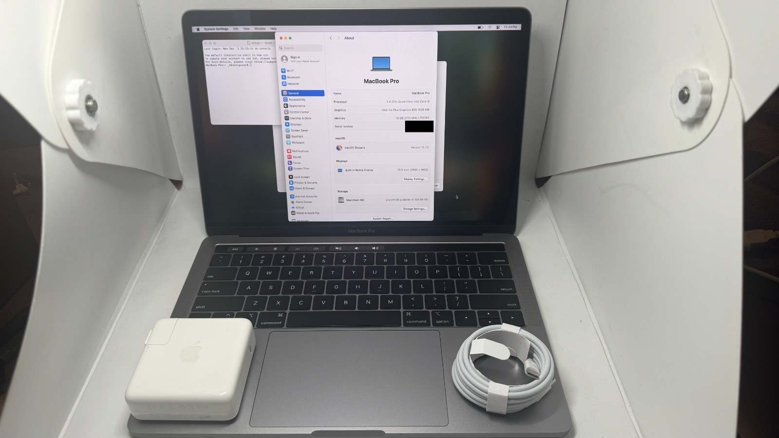 Apple 13″ 2019 MacBook Pro Touchbar | 16GB RAM | 256GB SSD *Grade B* – 025176