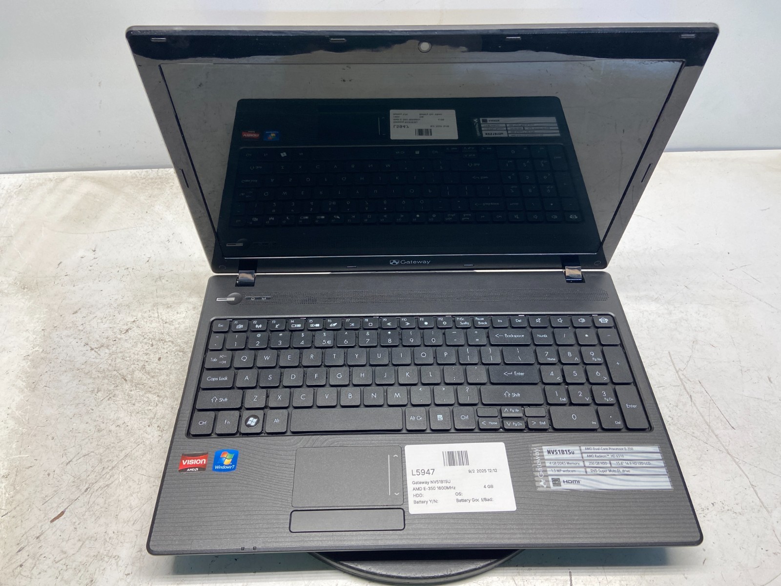 Gateway NV51B15U AMD E-350 1600MHz 4 GB NO HDD