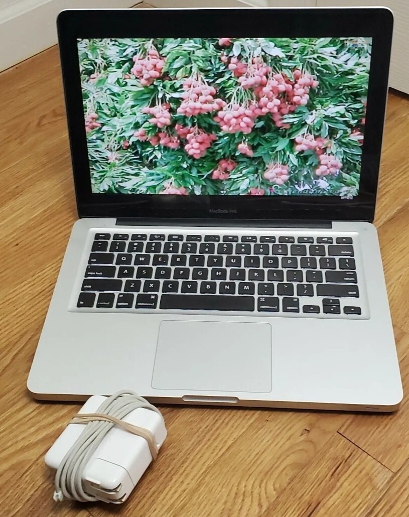 APPLE MacBook Pro 13” QUAD-Core i7 3.6GHz 16GB RAM 1TB SSD PRE RETINA WARRANTY