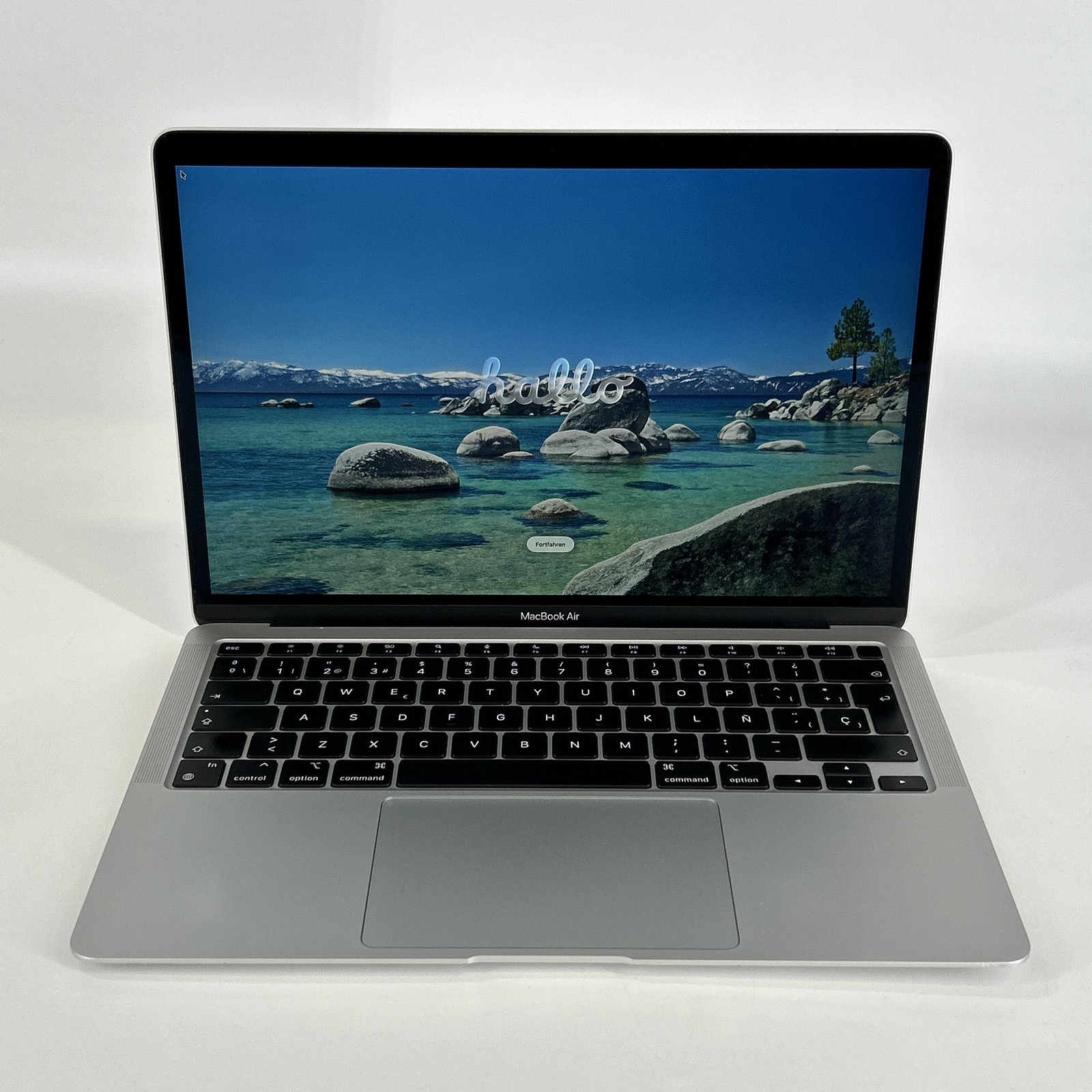 MacBook Air 13 Silver 2020 M1 8-Core CPU 7-Core GPU 8GB 256GB SSD – Foreign KB