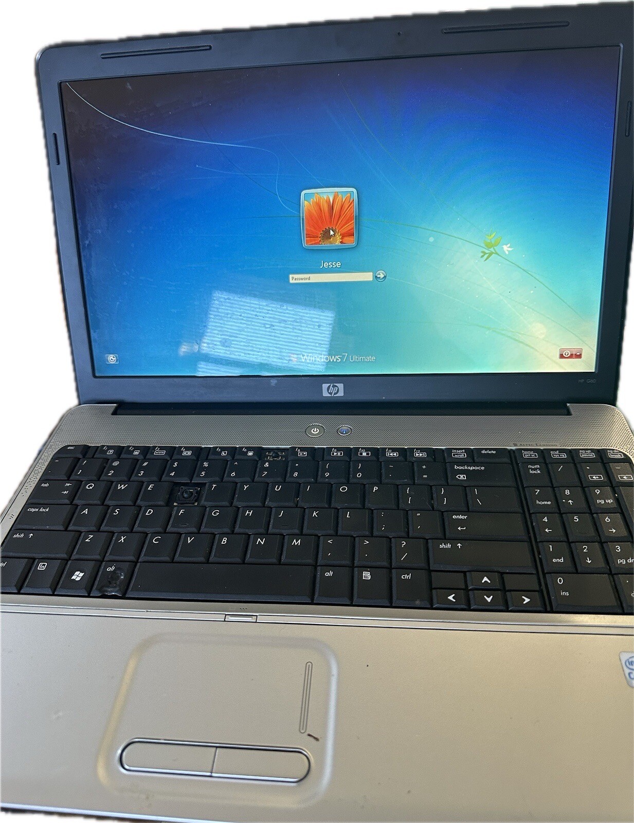 HP G60-231WM Laptop 15″ AMD Athlon X2 RUINED SCREEN -PP