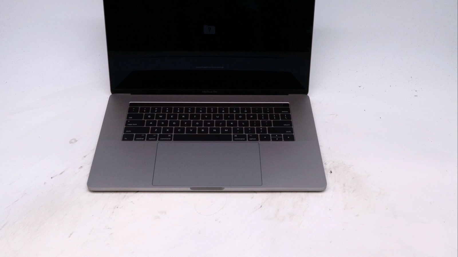 Apple MacBook Pro A1707 15 Core i7 16GB 512GB Gray 2017