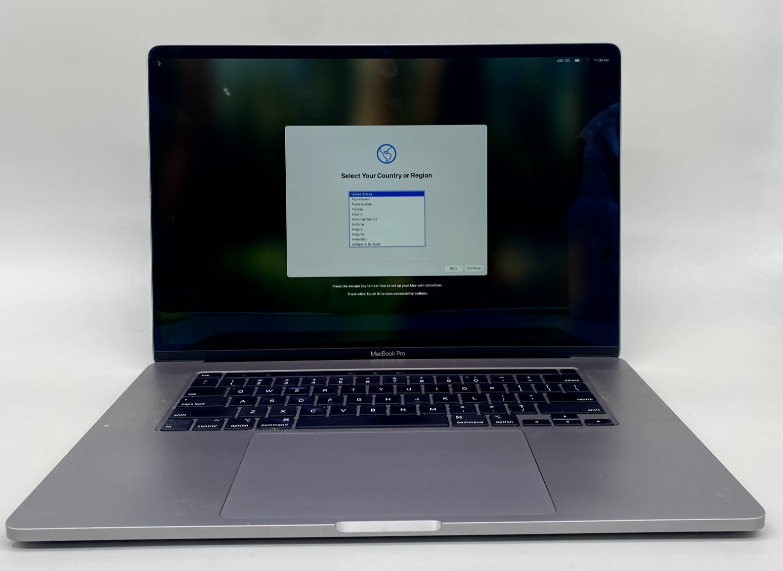 Apple MacBook Pro 16″ 2019 A2141 i9-9880HK 2.3GHz 16GB DDR4 1TB SSD Gray Good/AC